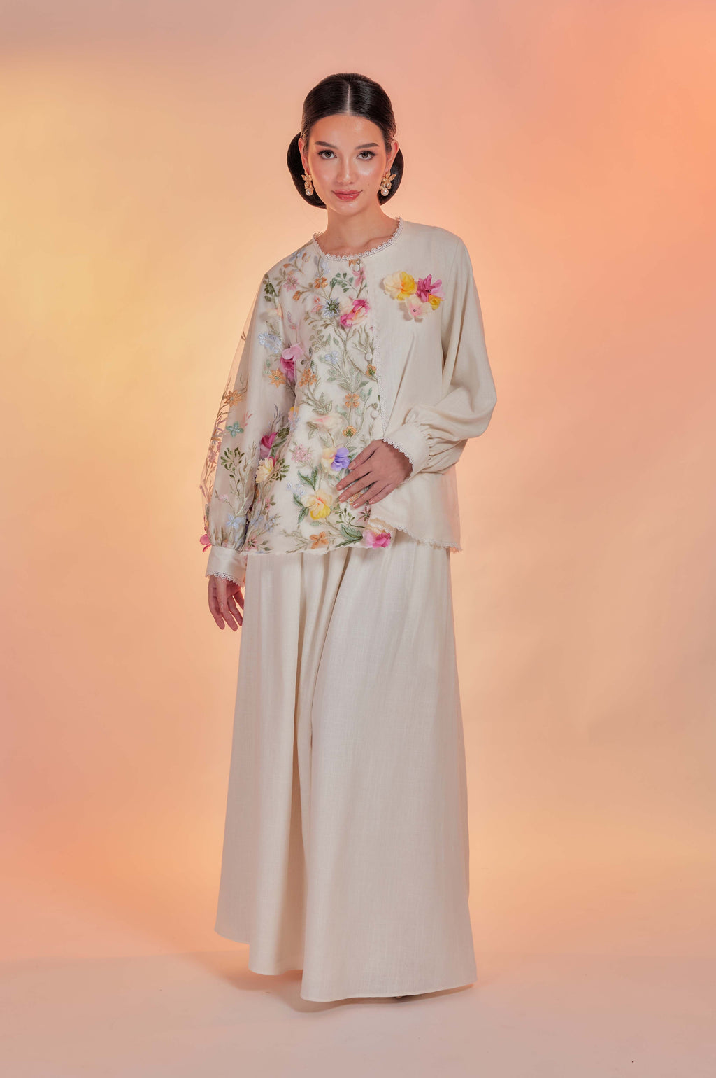 Off White - Tullebloom Linen Two Piece (Fully Lined)