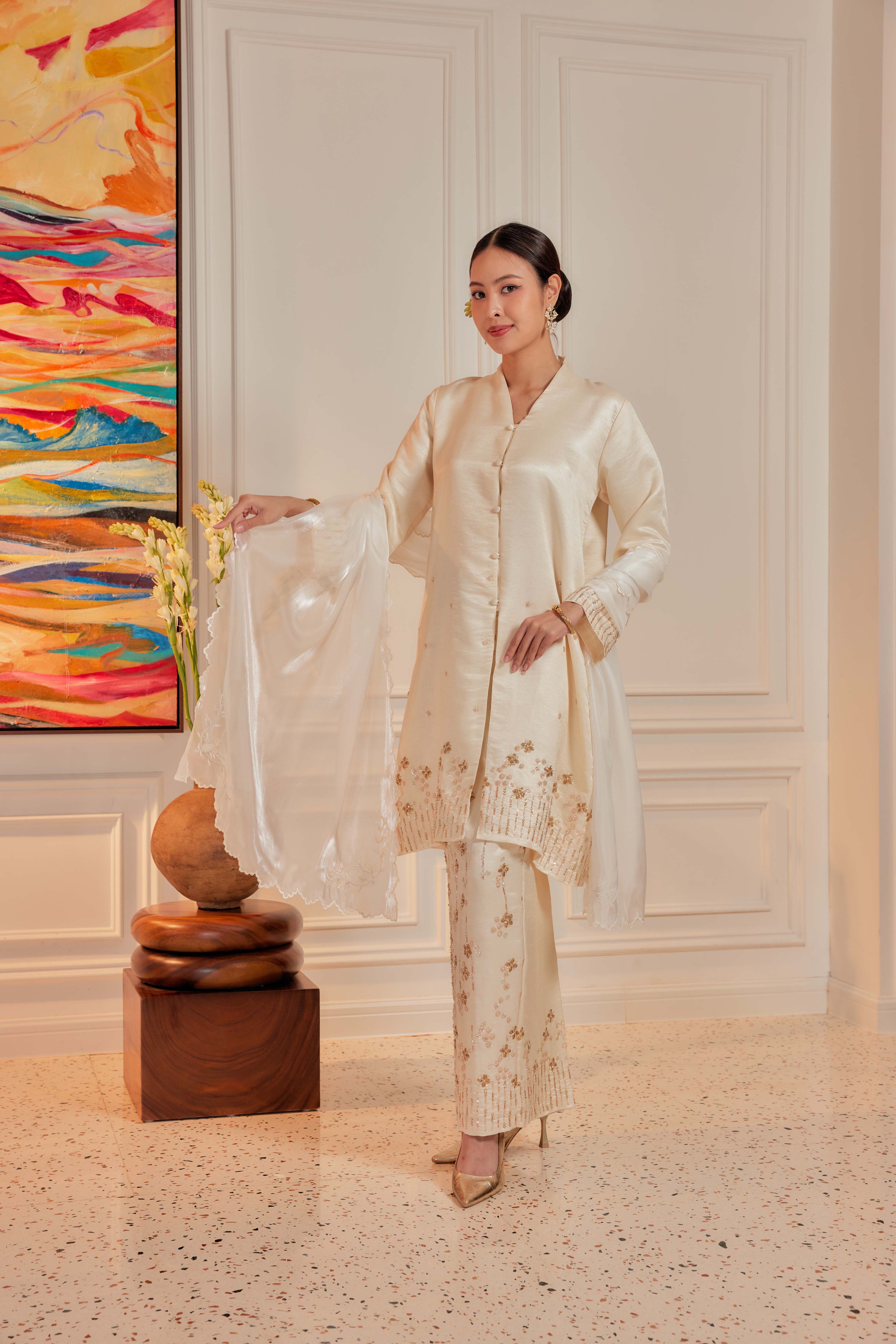 Sea Pearl - Bidasari Beaded Bunga Tabur Motif Kebarung (Fully Lined)