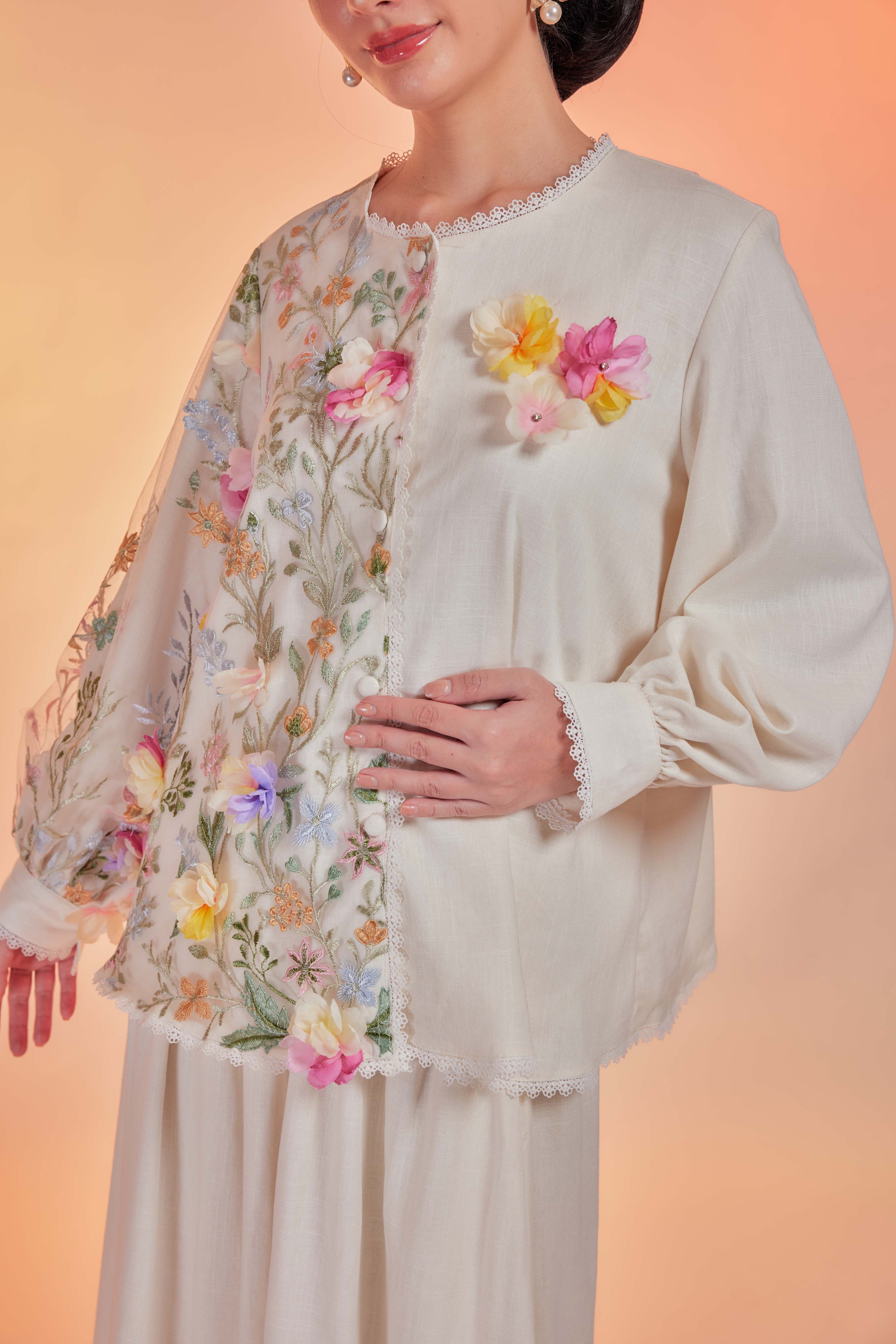 Off White - Tullebloom Linen Two Piece (Fully Lined)