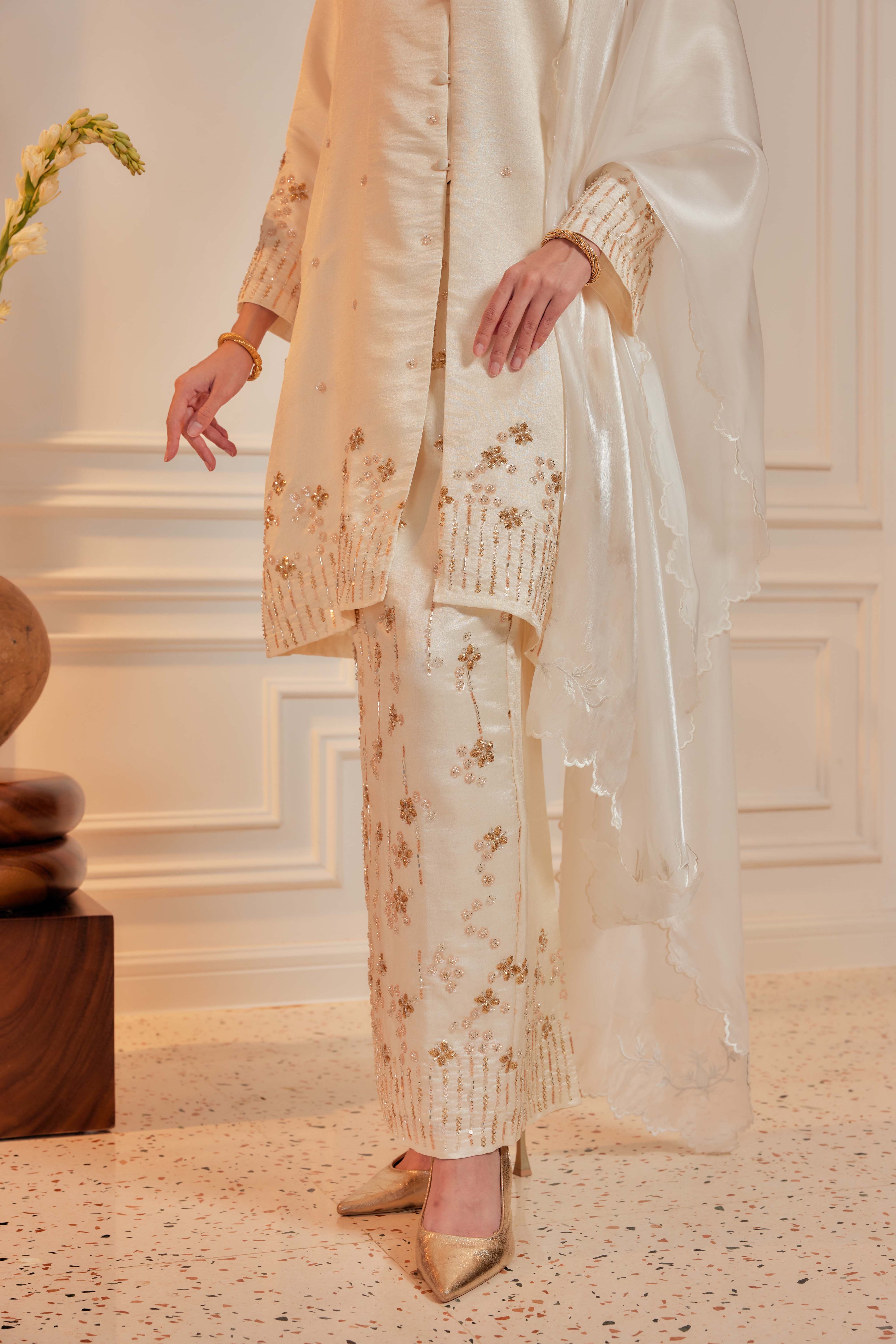 Sea Pearl - Bidasari Beaded Bunga Tabur Motif Kebarung (Fully Lined)