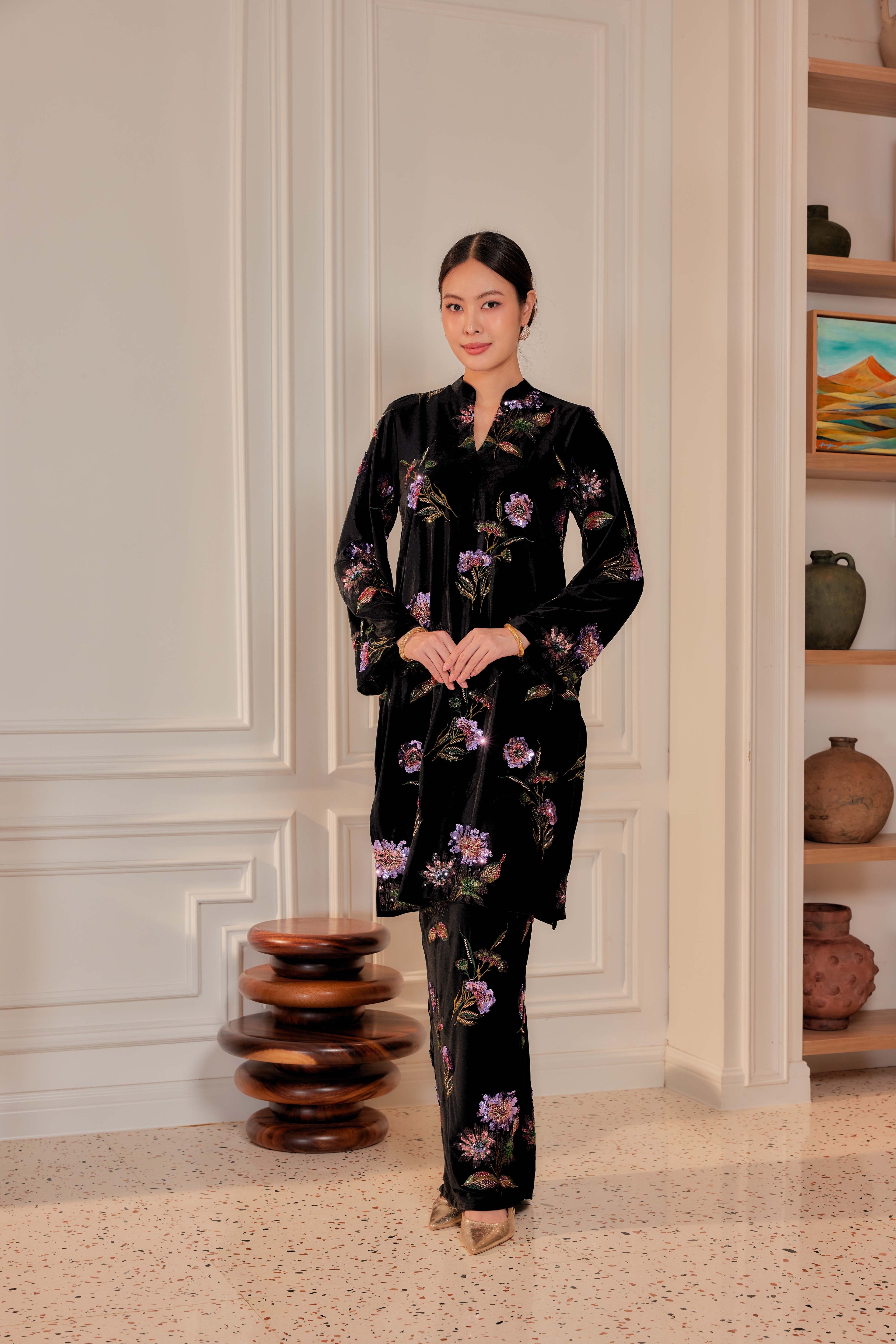 Nelissa Velvet Embellished Kurung (Fully Lined)