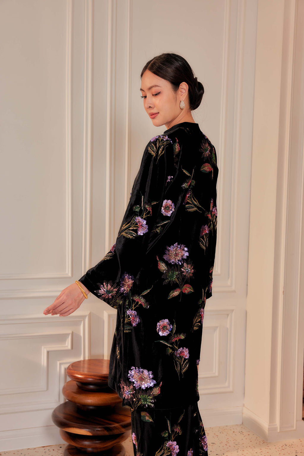 Nelissa Velvet Embellished Kurung (Fully Lined)