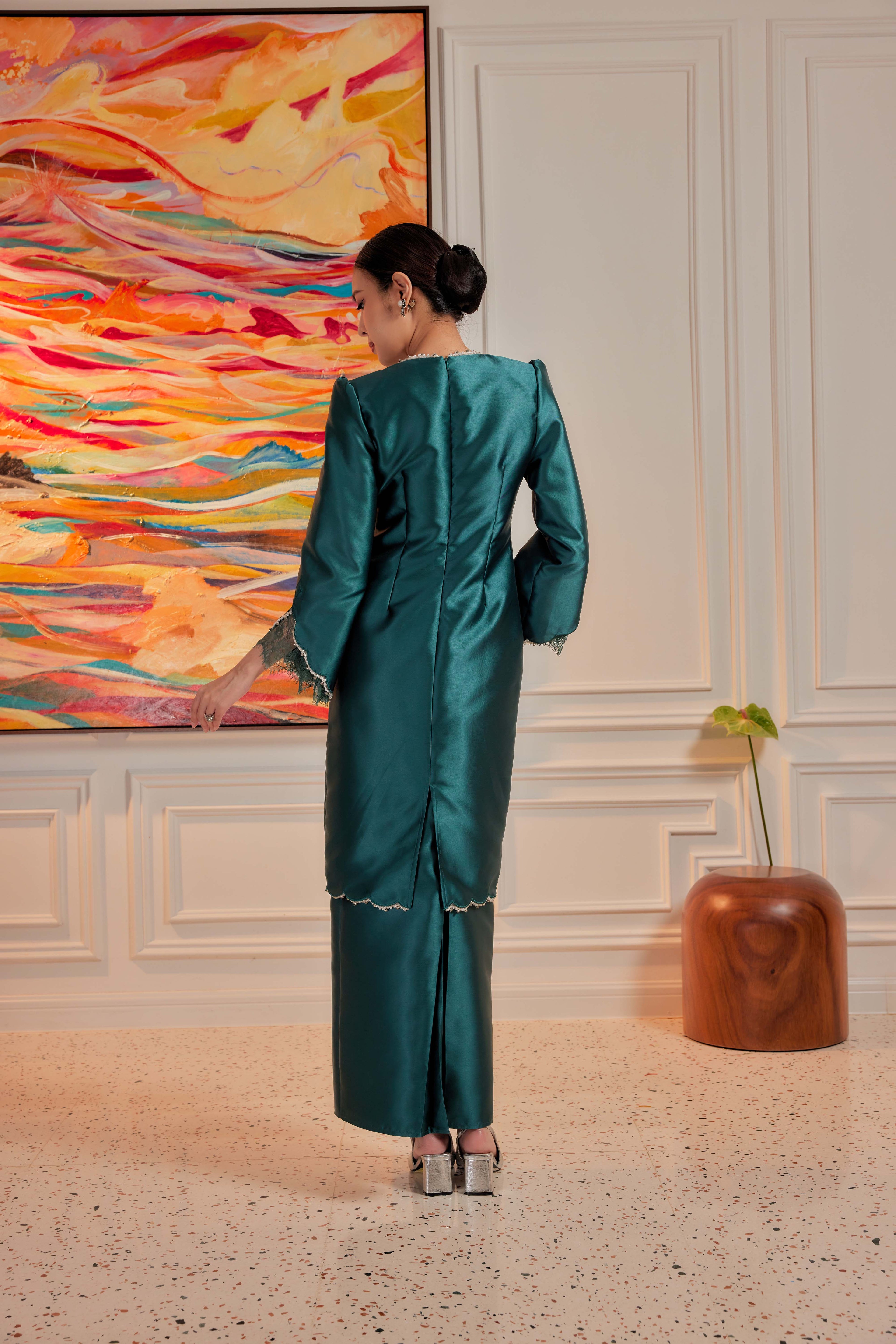 Emerald Teal - Ratu Embellished Kurung (Fully Lined)