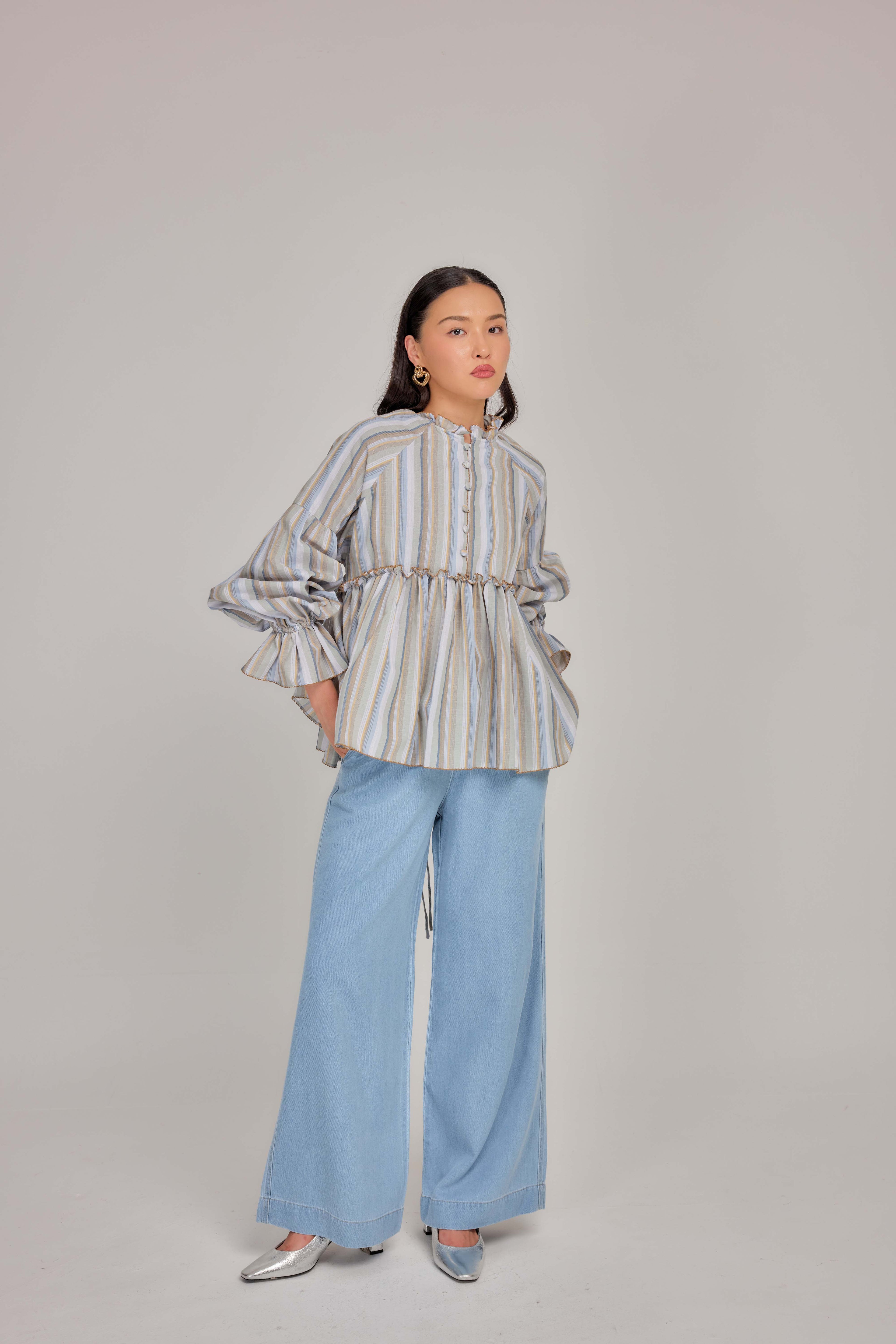 09 - Seaside Oat - Crochet Gathered Cotton Tie Waist Top