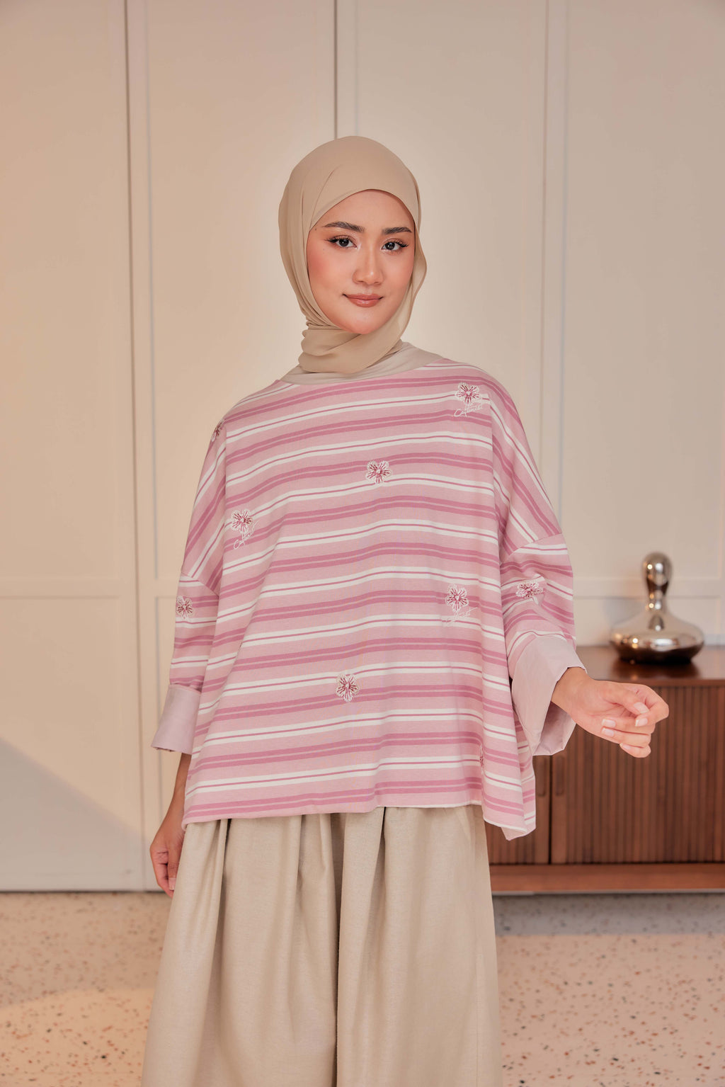 Striped Embroidered Cotton Relaxed Reversible Tee - Cherry Blossom