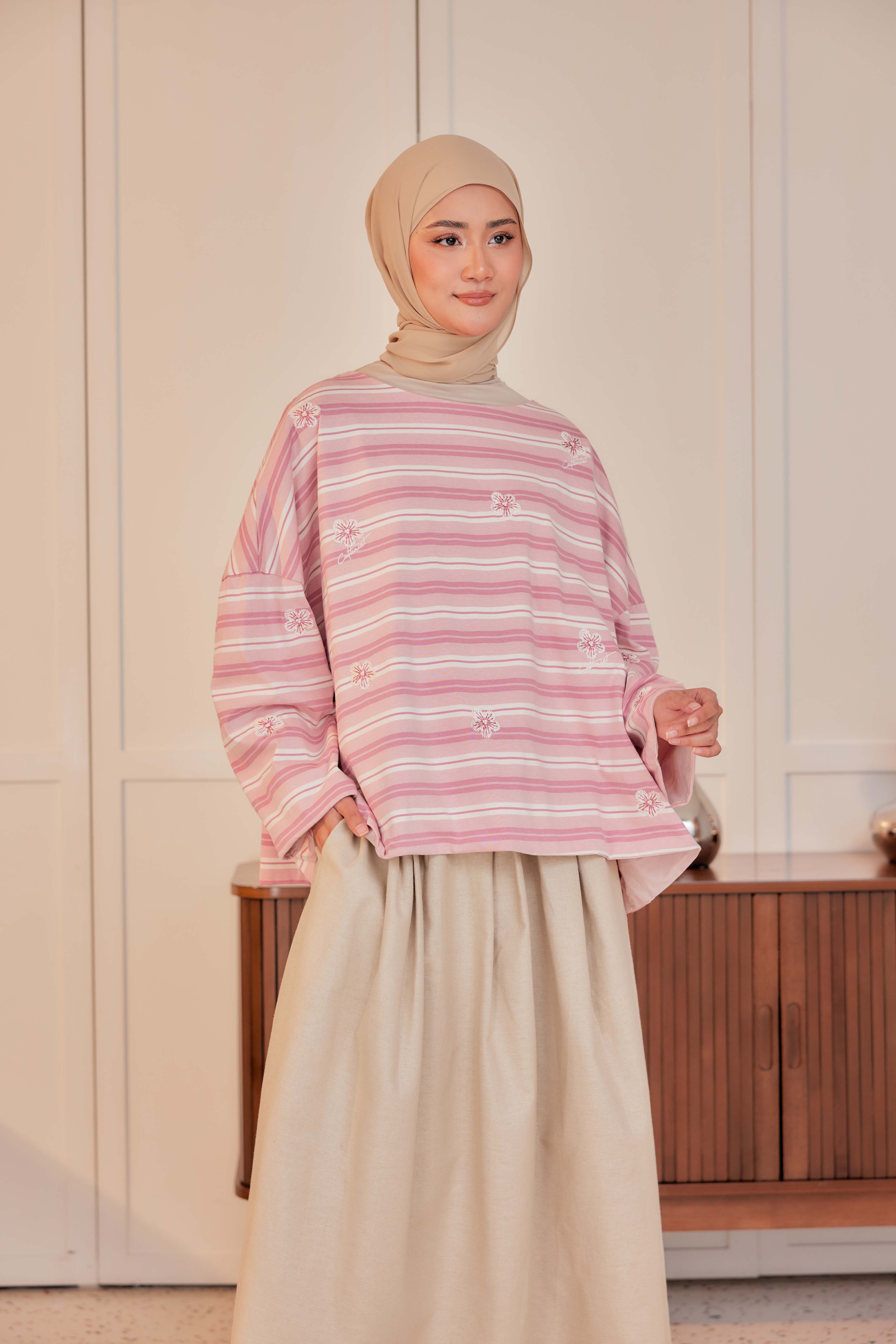 Striped Embroidered Cotton Relaxed Reversible Tee - Cherry Blossom