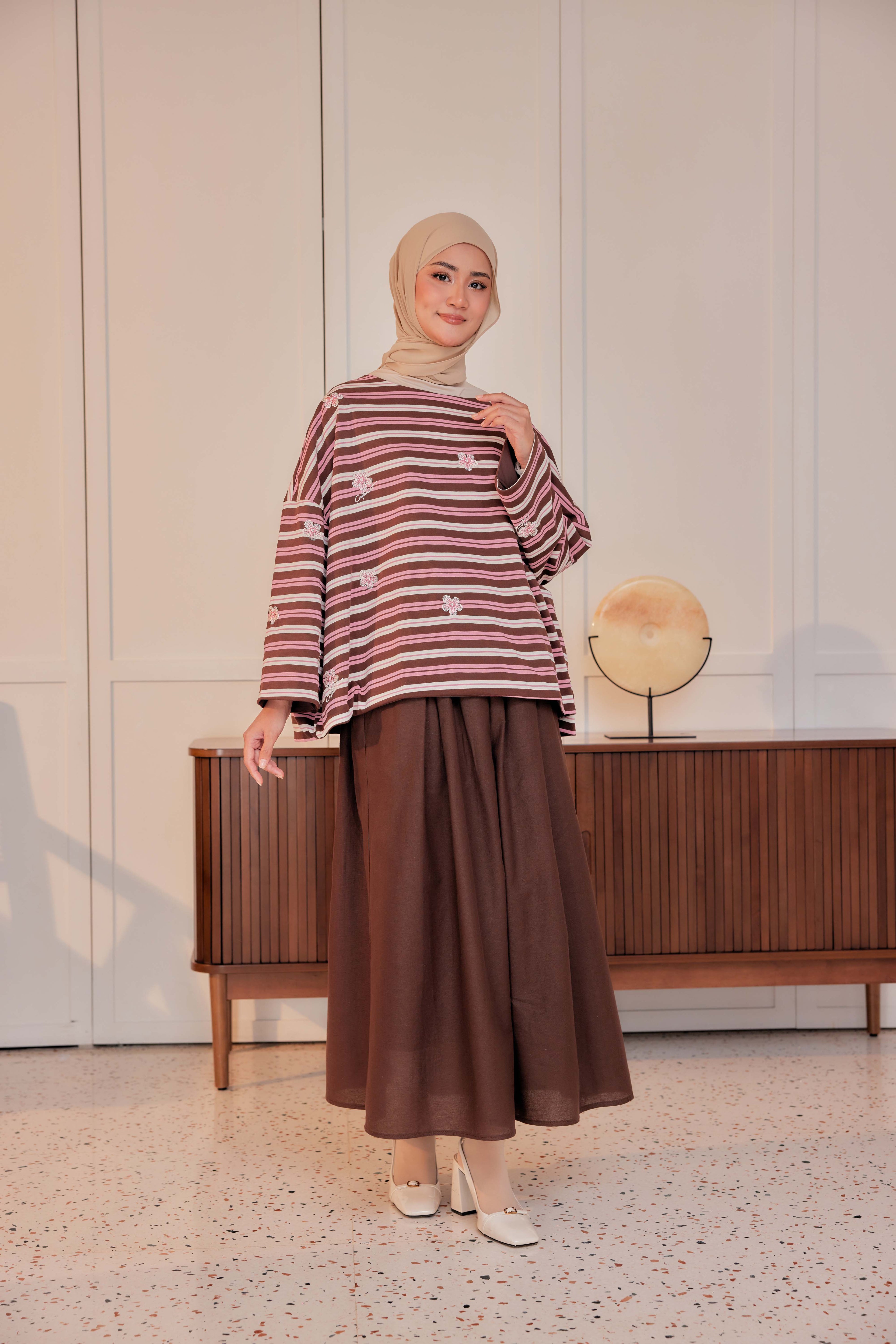 Striped Embroidered Cotton Relaxed Reversible Tee - Spring Break