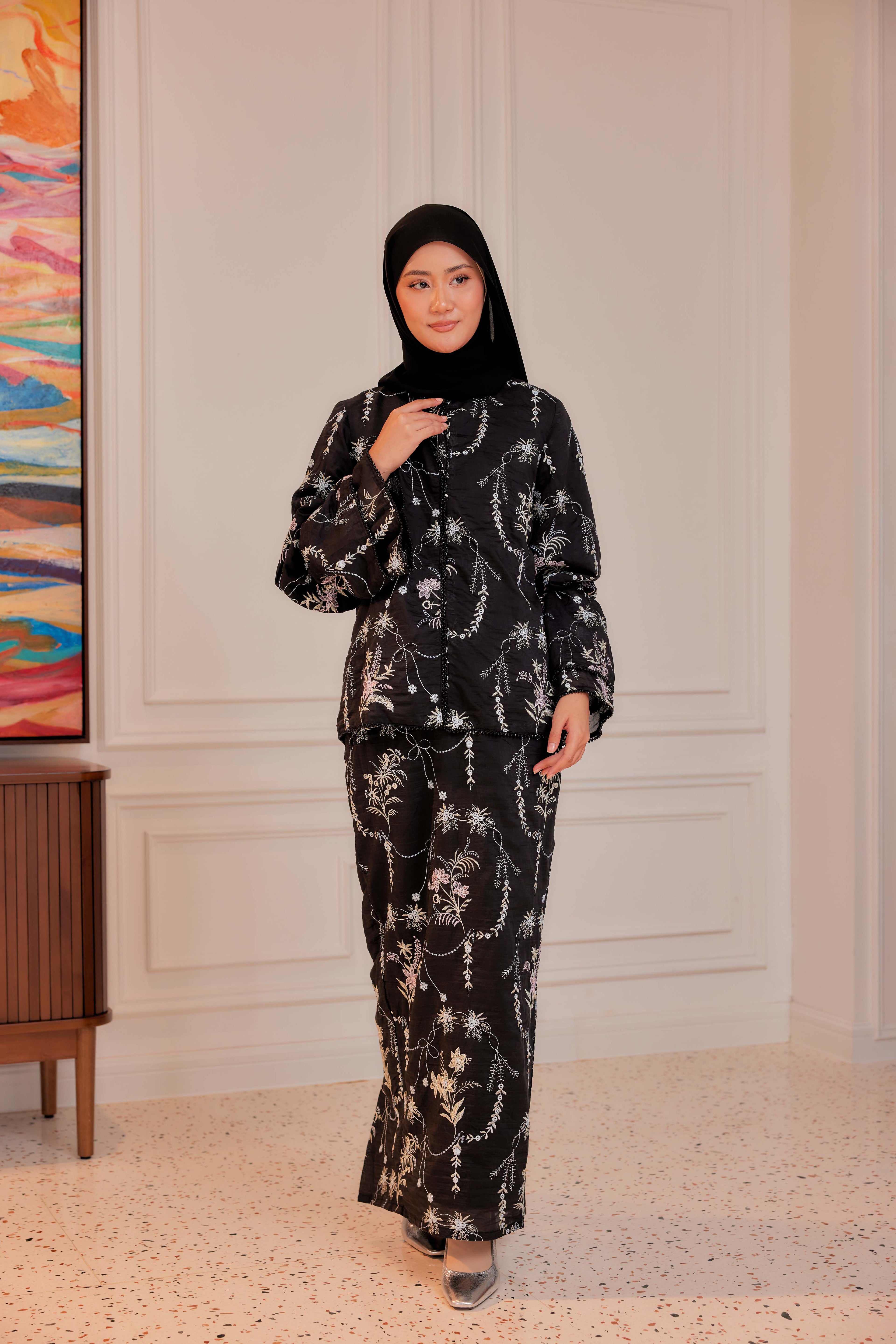 Hitam Manis - Puspa Embroidered Kurung Beaded Edition (Fully Lined)
