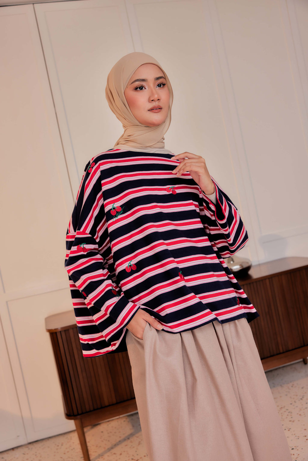 Striped Embroidered Cotton Relaxed Reversible Tee - Mon chérie