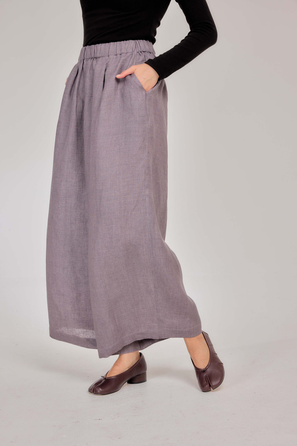 10 - Relaxed Barrel Mélange Pure Linen Pants in Dusty Berry