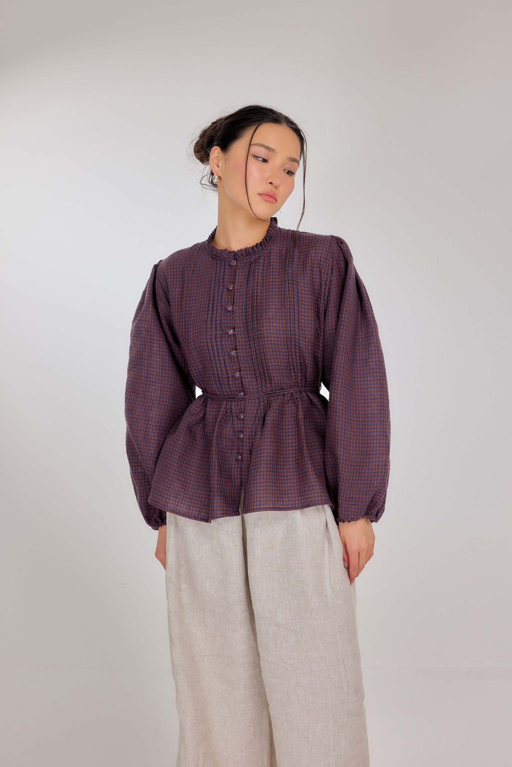 21 - The Daydream Tie-Waist Micro-Check Pure Linen Top in Amber Midnight