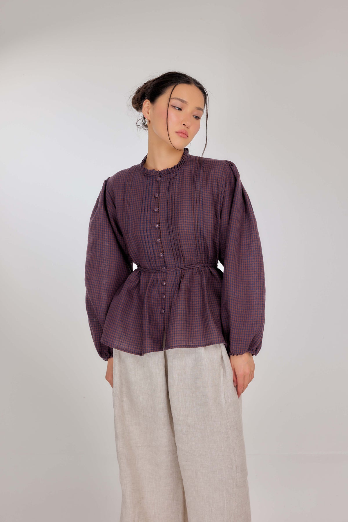 21 - The Daydream Tie-Waist Micro-Check Pure Linen Top in Amber Midnight
