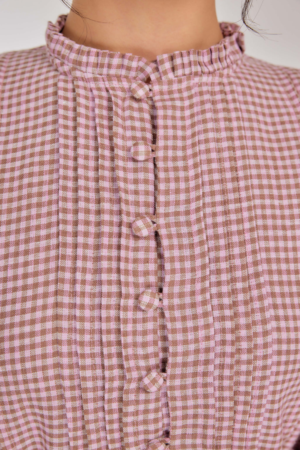23 - The Daydream Tie-Waist Micro-check Pure Linen Top in Rose Odyssée