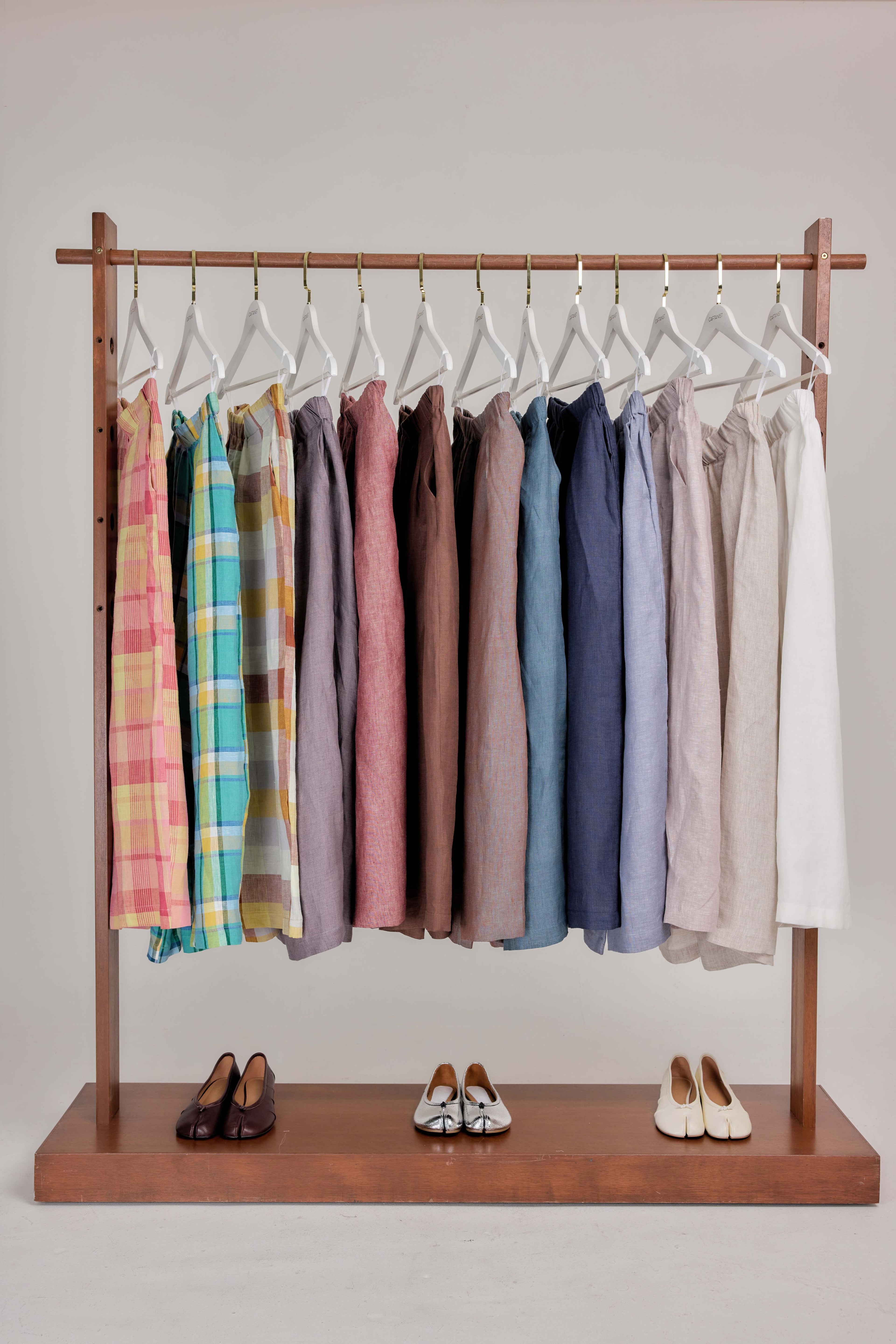 01 - Relaxed Barrel Linen Pants