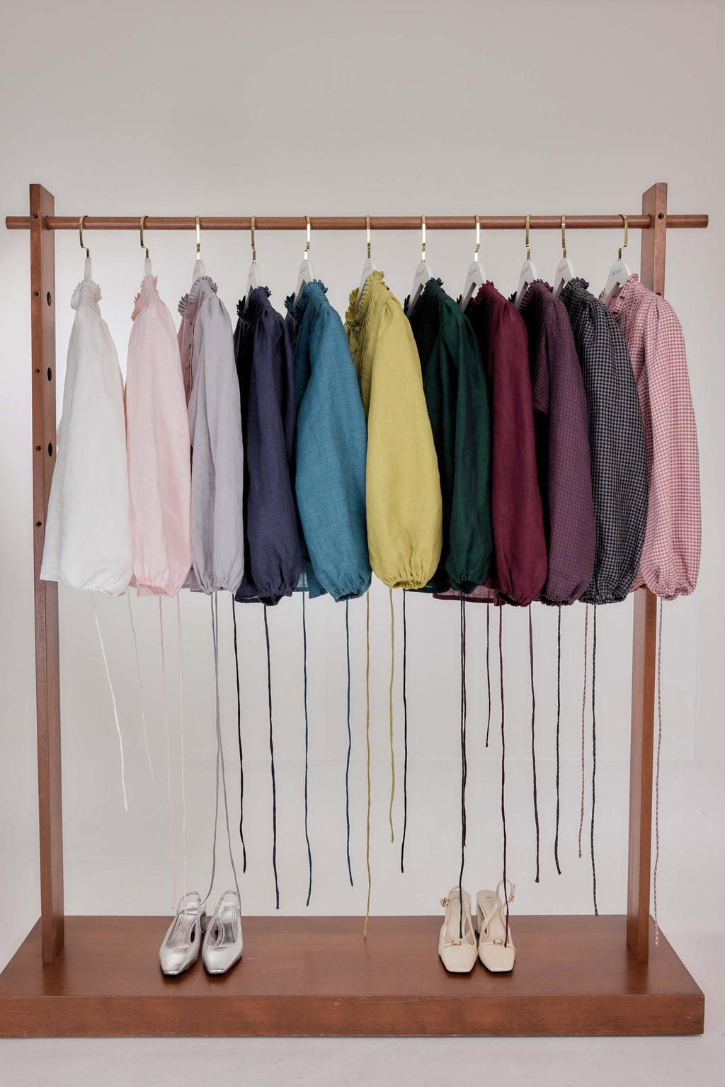 19 - The Daydream Tie-Waist Mélange Pure Linen Top in Anywhere Forest