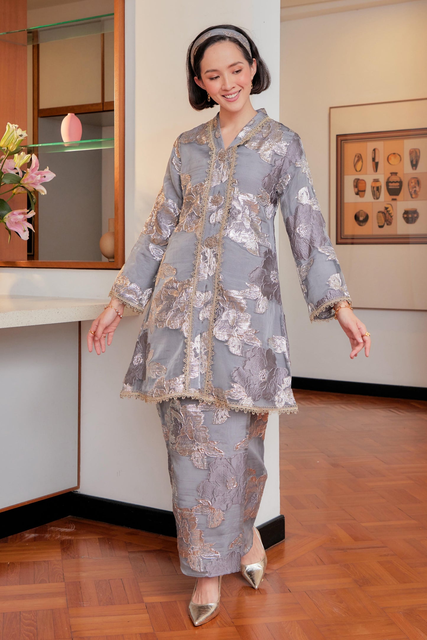 Gentle Gray - Raia Kebaya Organza Lace Set(Full Lining)