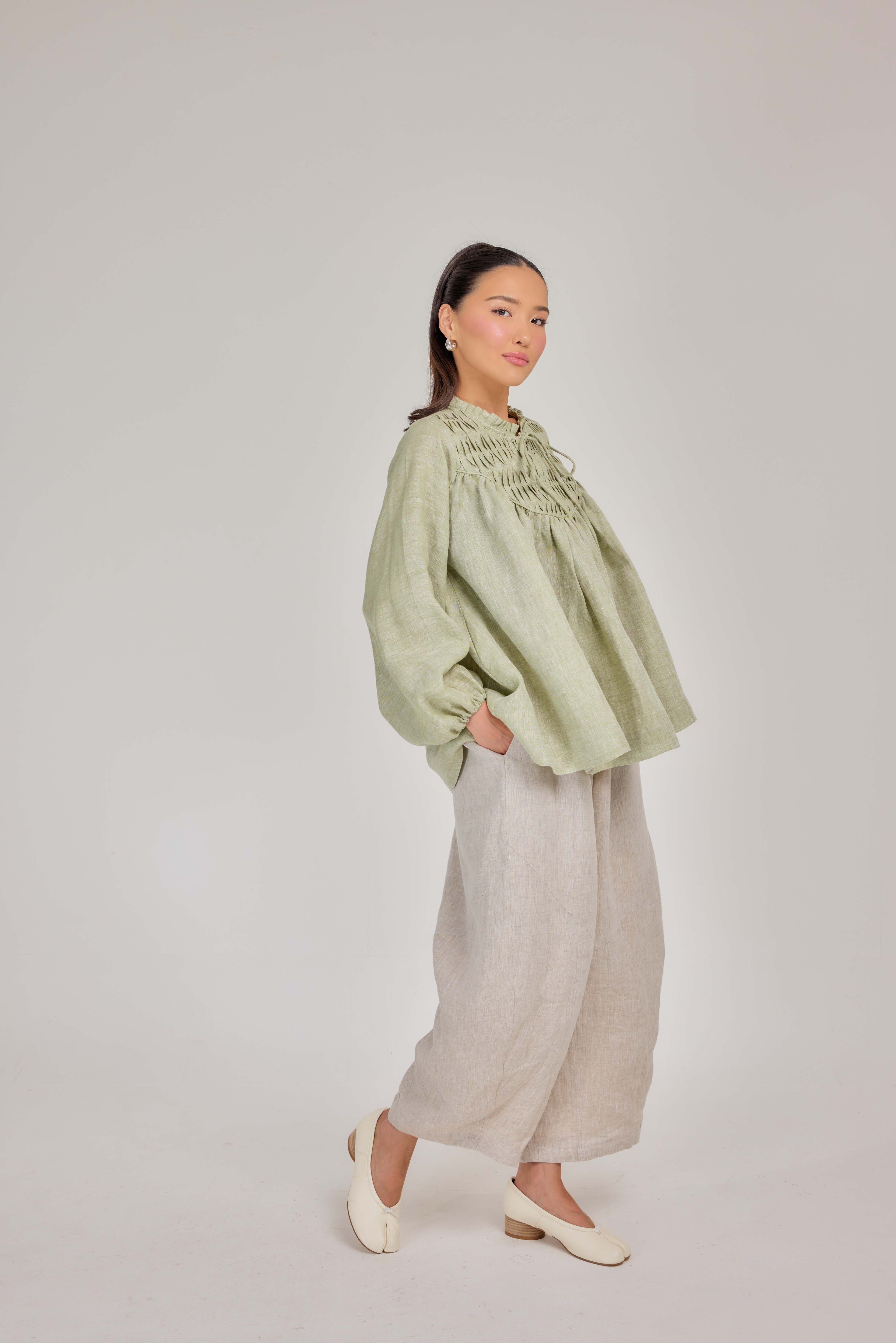 16 - The Heirloom Wave-Pleated Mélange Pure Linen Blouse in Pistachio