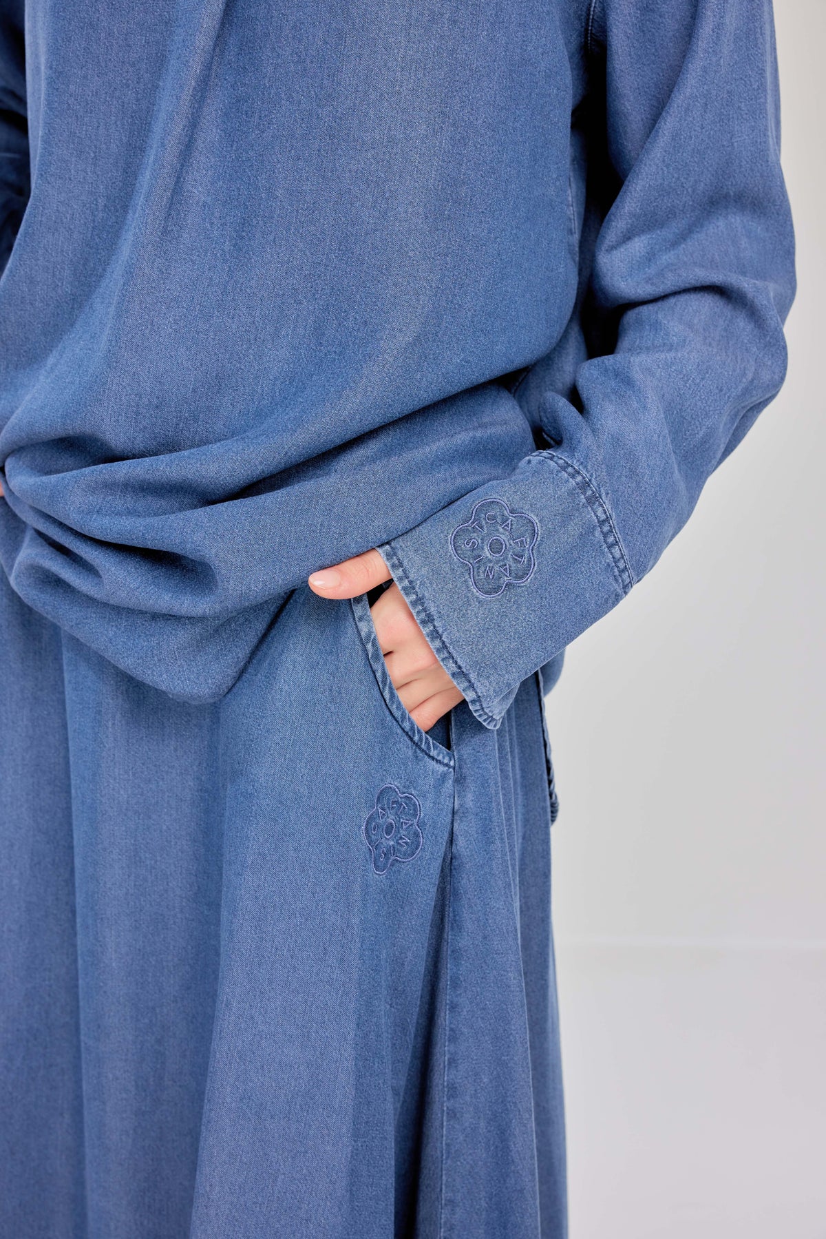01 - Vintage - Classic Fit 100% Lyocell Denim Shirt with A-line Skirt