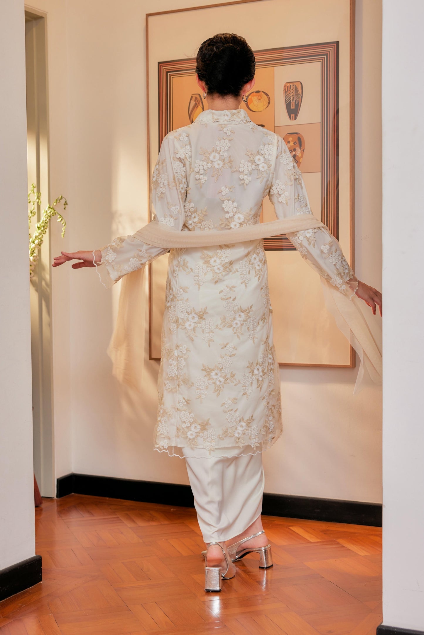 Pearled Ivory - Bidasari Kebaya Lace Set with Selendang (Full Lining)