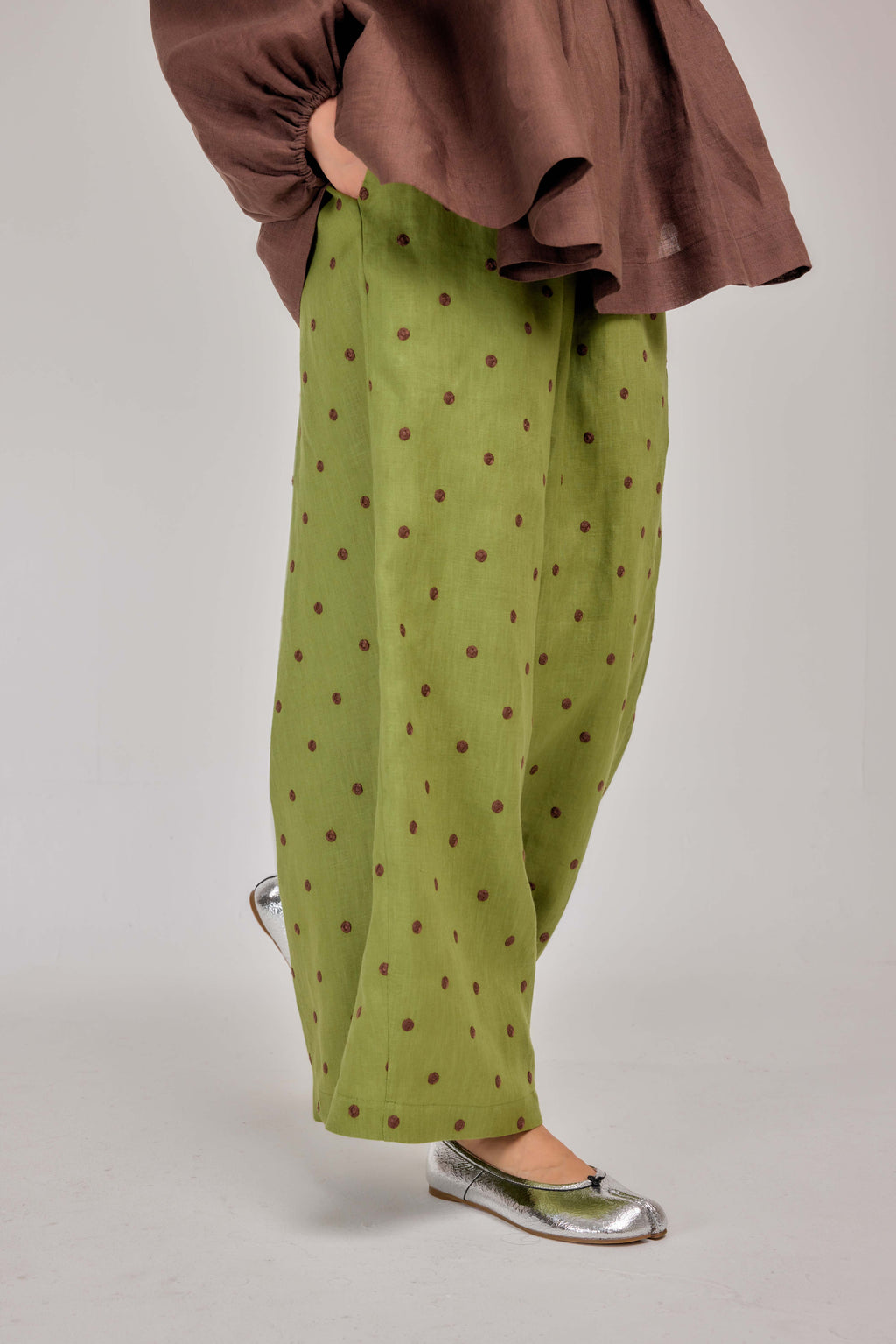The Embroidered Polka Dot Pure Linen Relaxed Barrel Pants in Pistachio Chocolate Chip