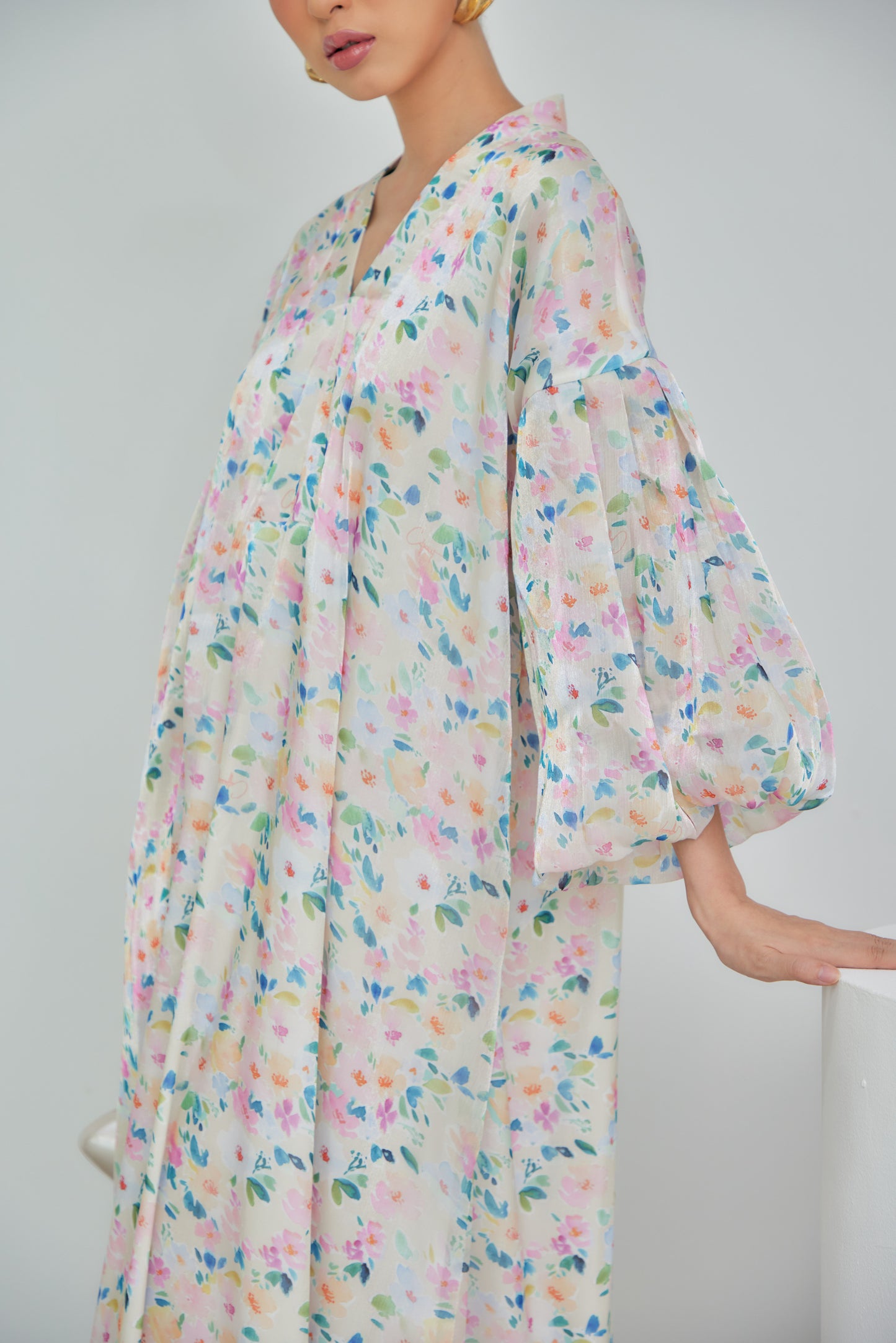 Blooming Vanilla Shimmer Alana Dress (Fully Lined)