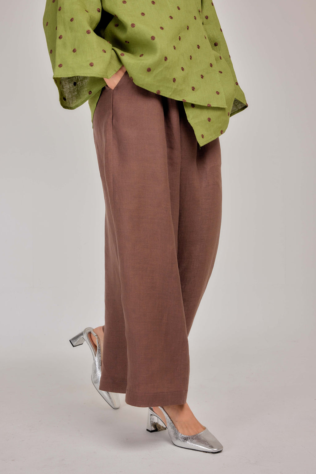 08 - Relaxed Barrel Pure Linen Pants in Chocolate Chip
