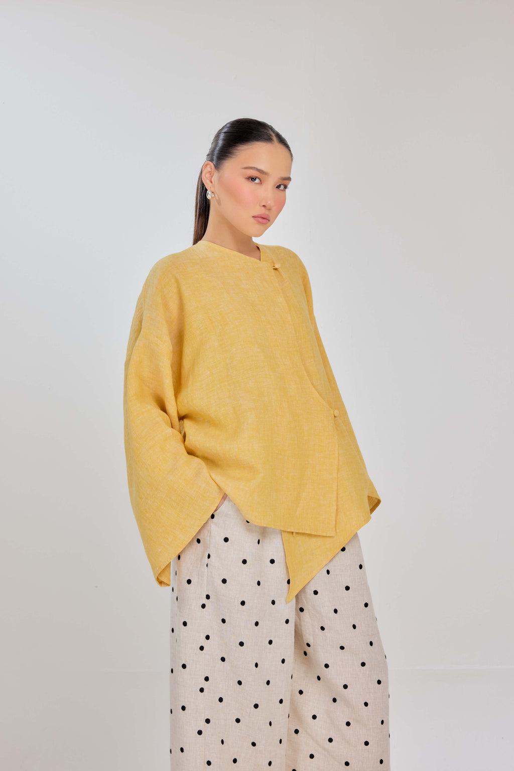 02 - Banana Milkshake - Mélange Pure Linen Wrap Top