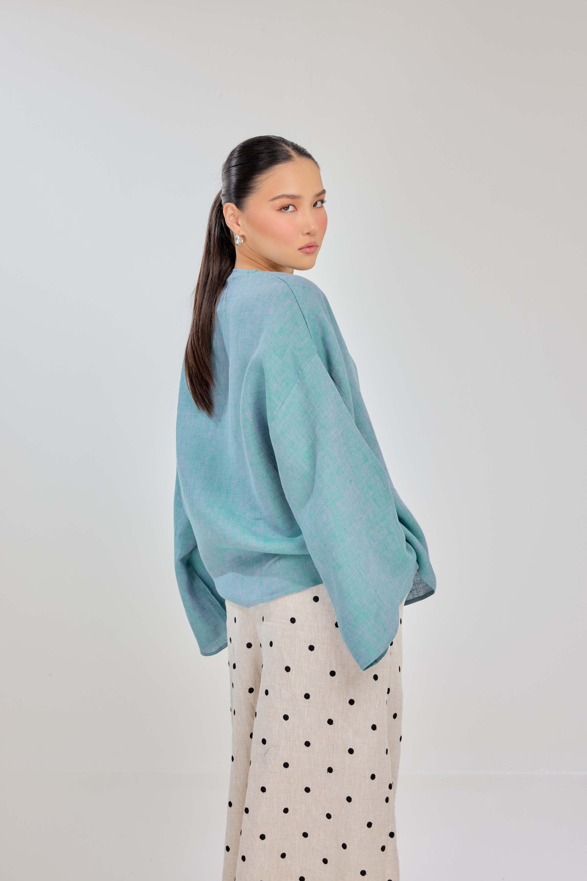 04 - Tiffany Blue - Mélange Pure Linen Wrap Top
