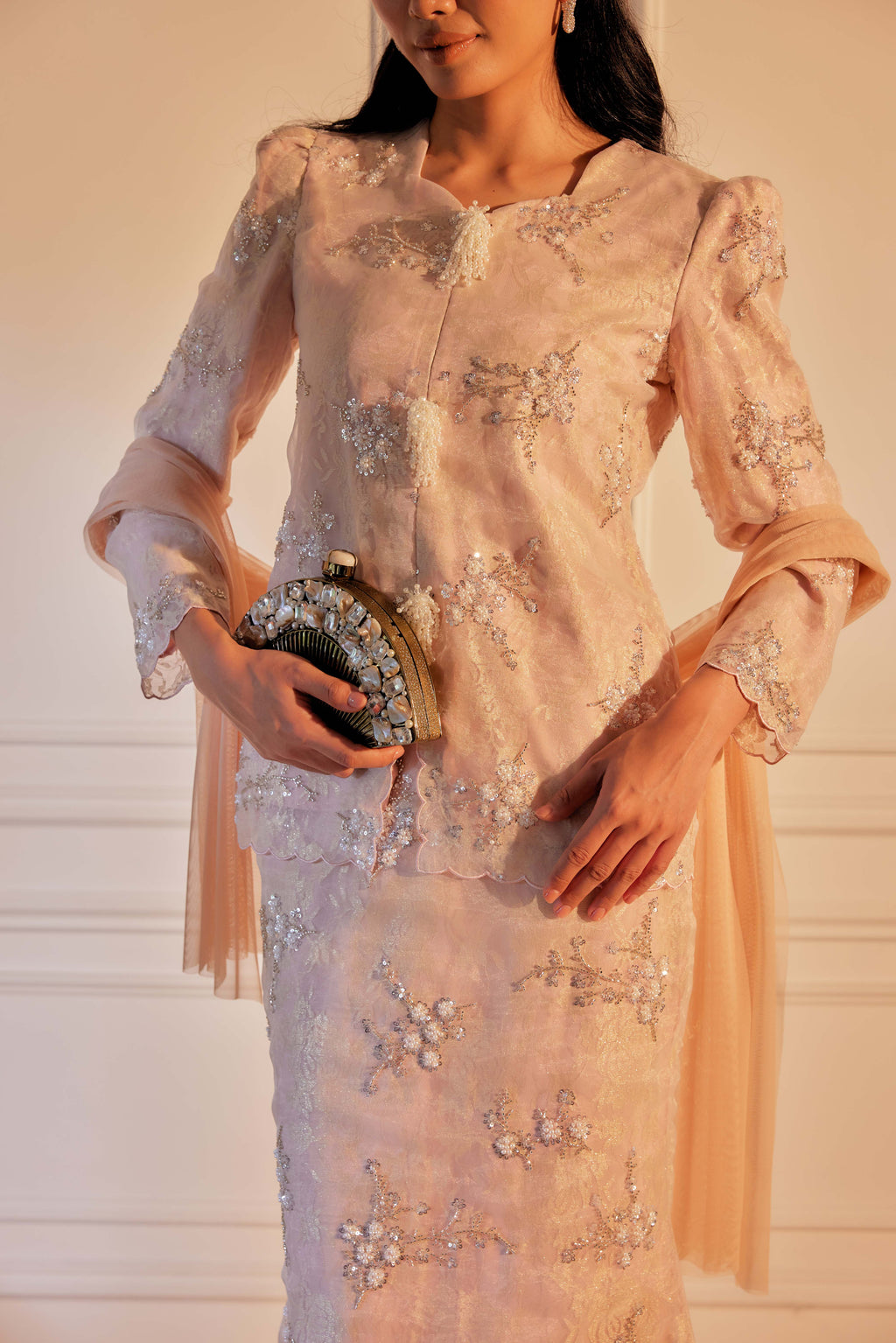 Ballerina Pink - Alaia Beaded Lace Kurung With Set of 3 Pearl Brooch (Fully Lined)