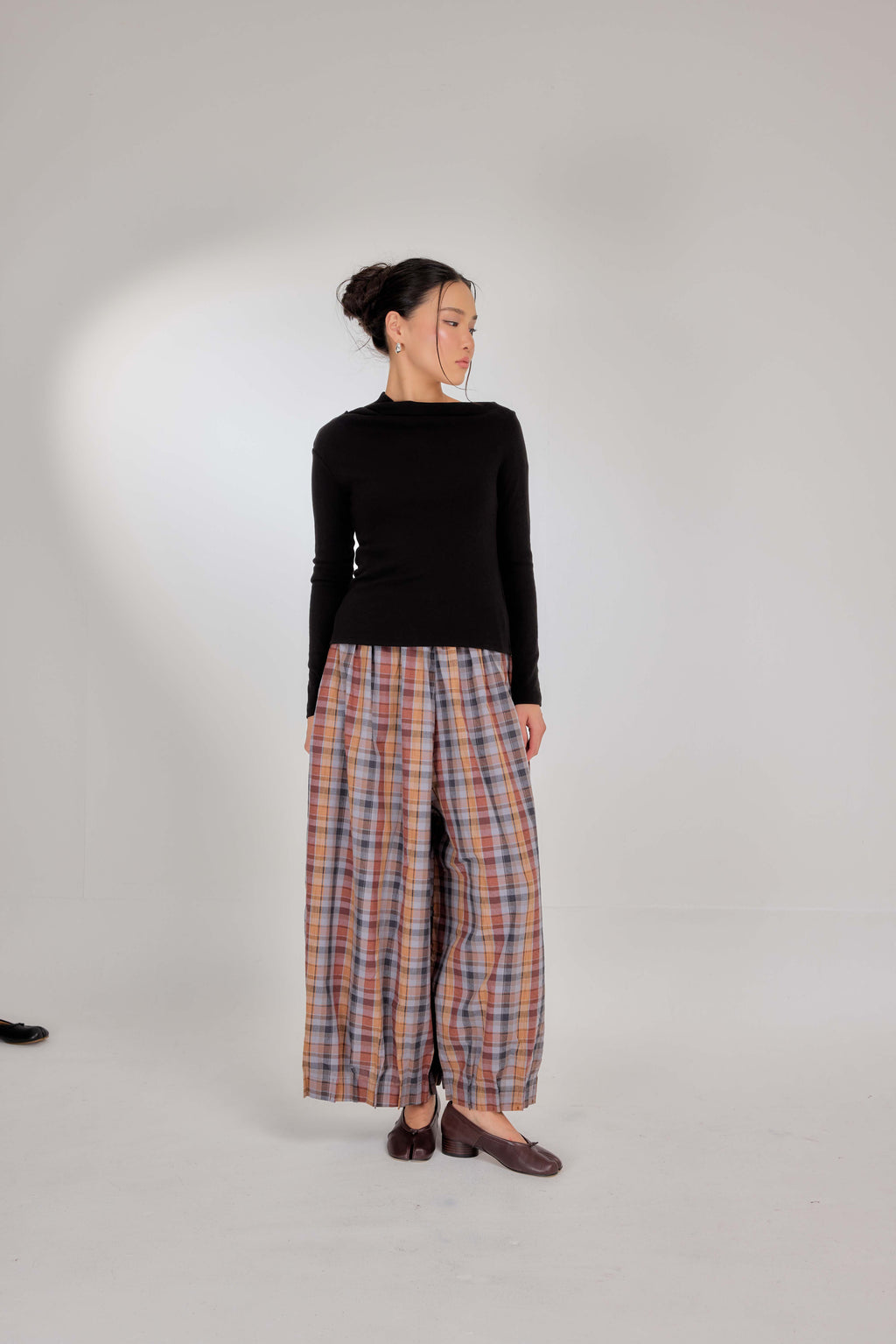 01 - Rosewood Tartan - Pleated Barrel-leg Pants