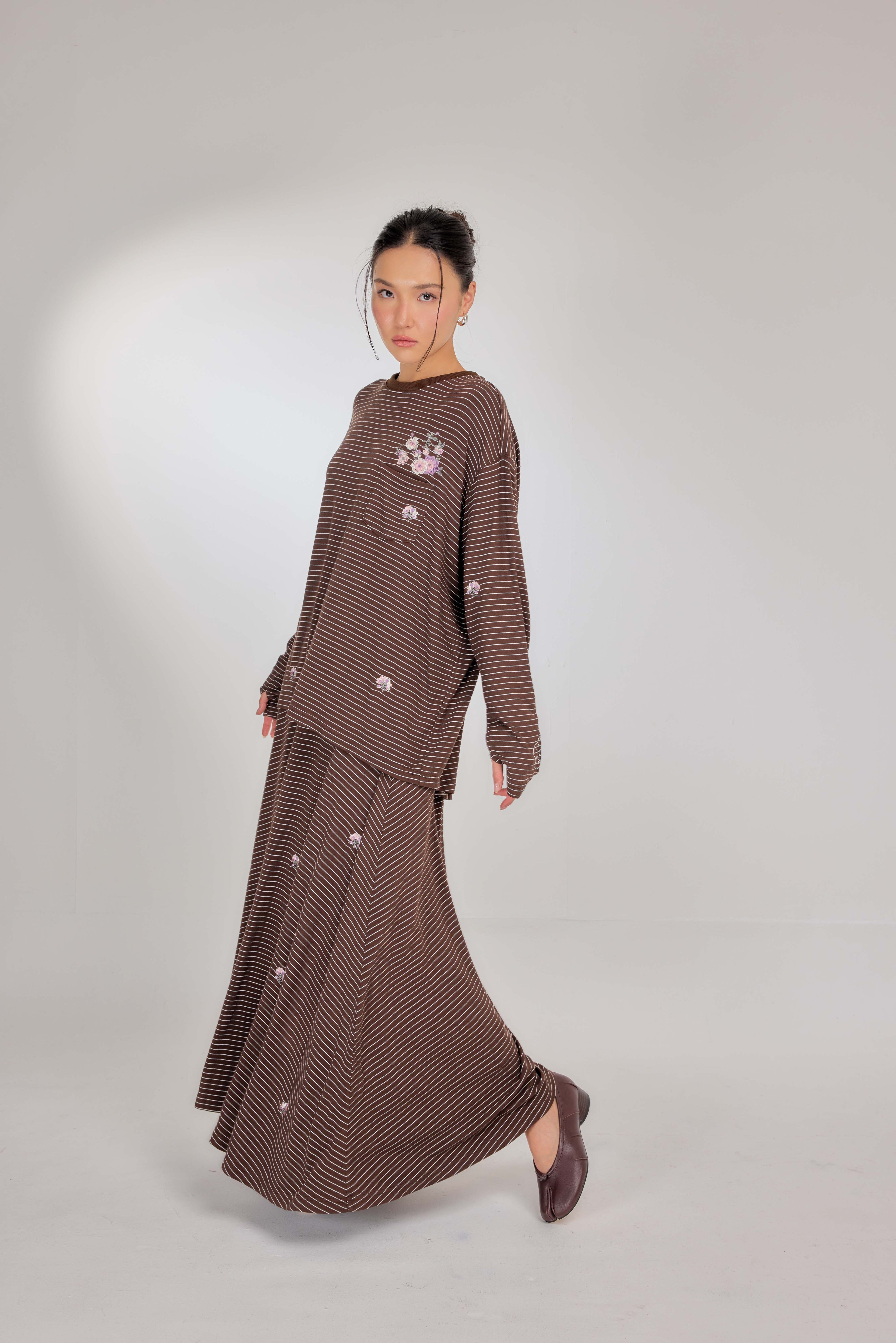 Embroidered Jardin Marinière Striped Two-Piece - Tiramisu