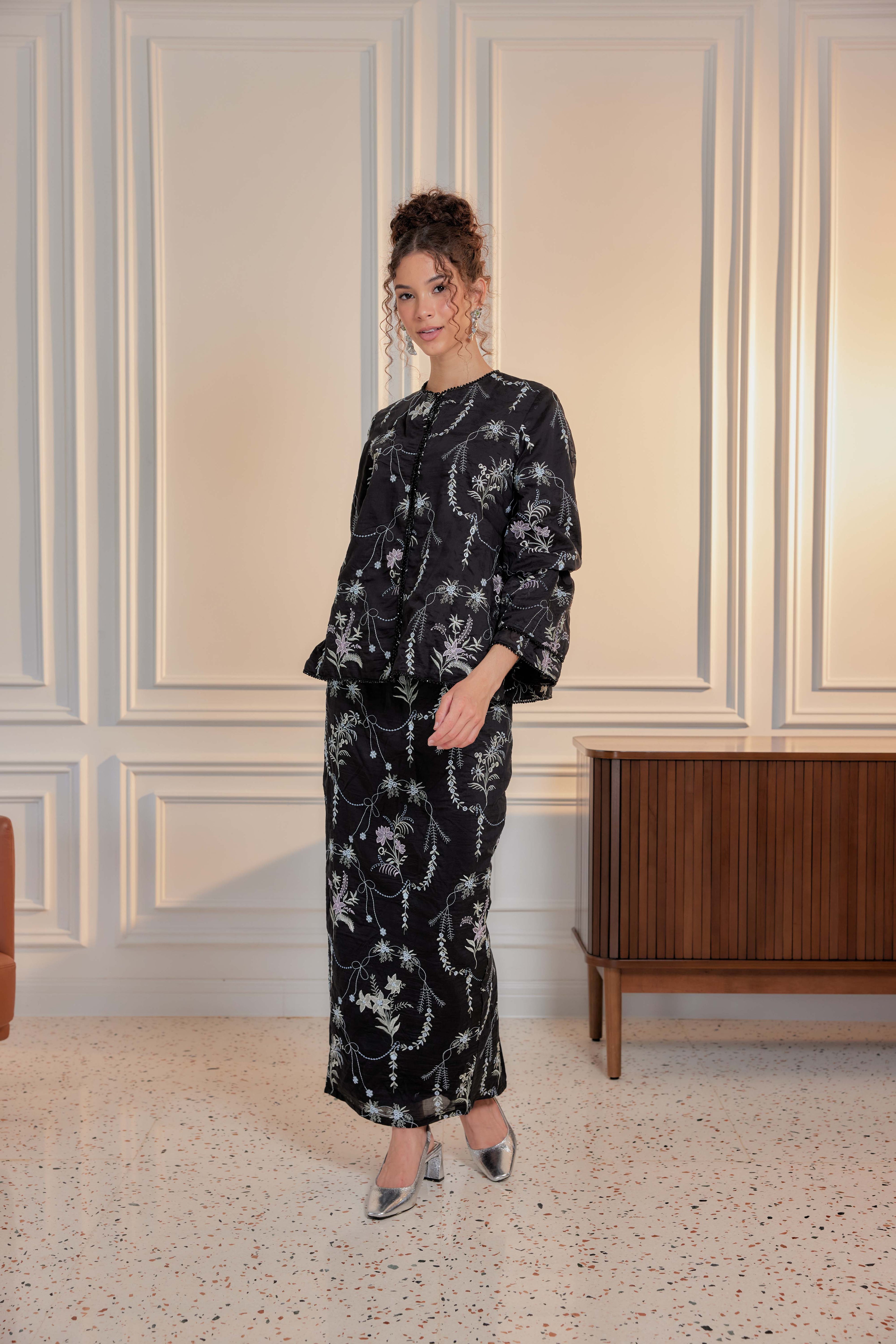 Hitam Manis - Puspa Embroidered Kurung Beaded Edition (Fully Lined)