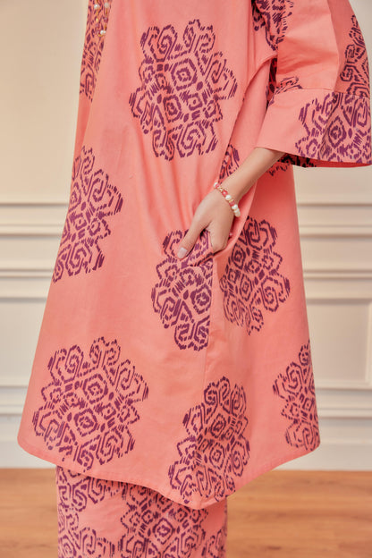 Authentic Batik Kurung in Jambu