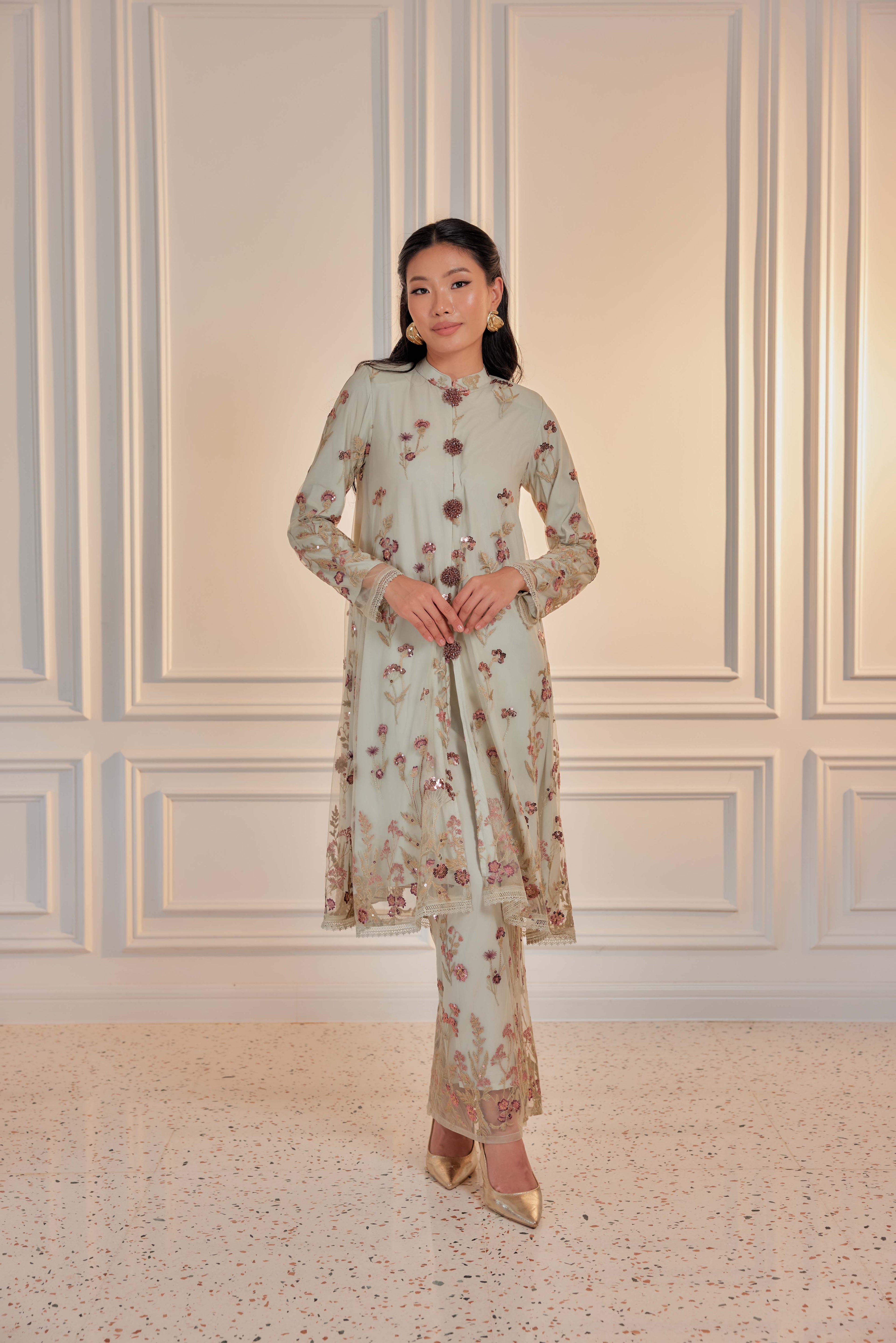 Sage Majesty - Dian Embellished Kebarung with Embroidery Lace Trim (Full Lining)