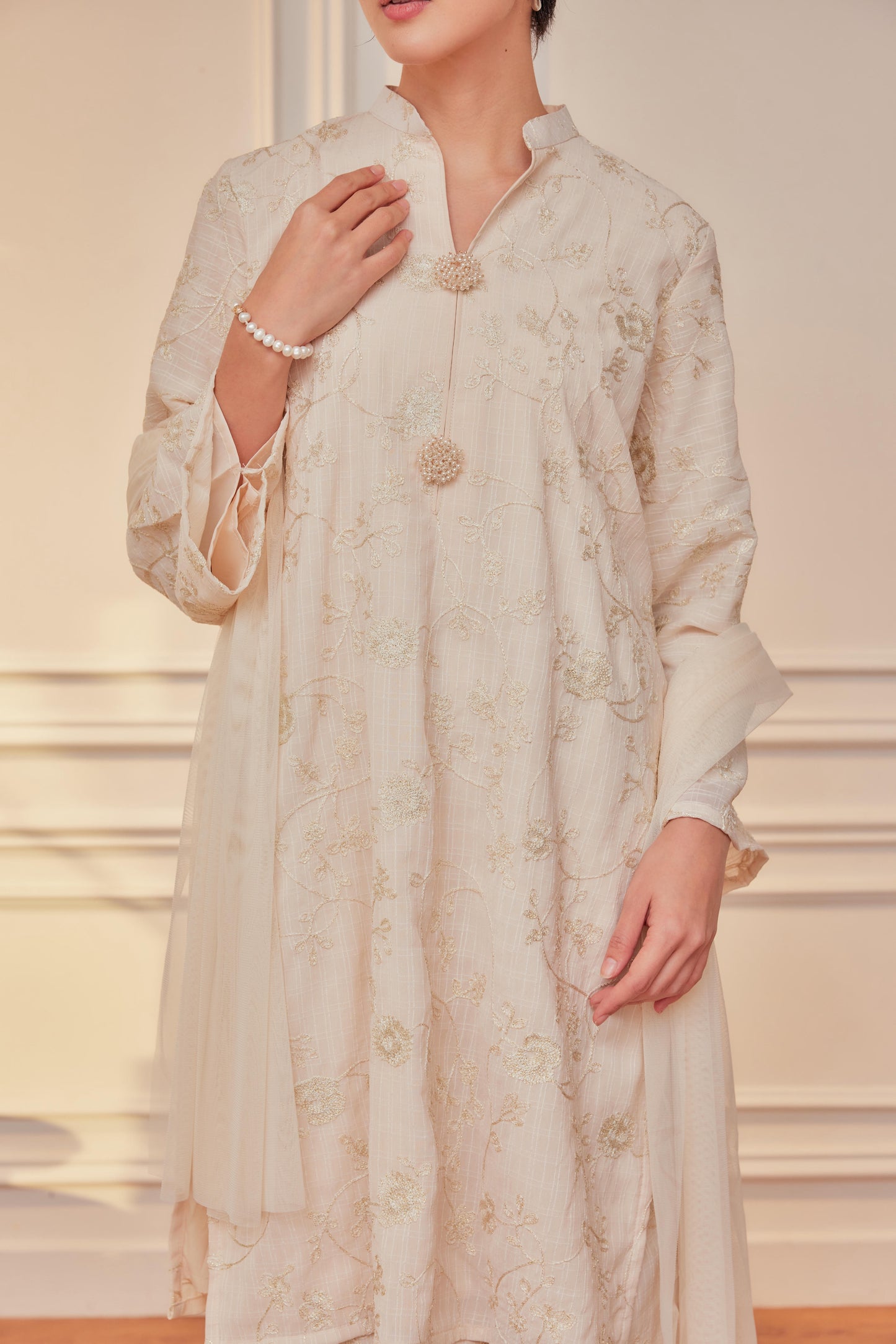 Nelissa Embroidered Kurung (Full Lining)