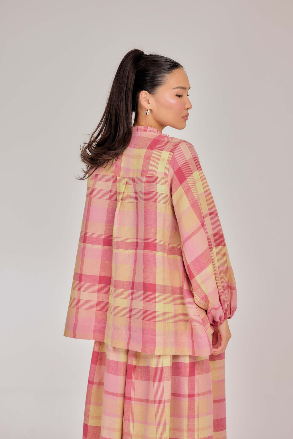02 - The Heirloom Wave-Pleated Pure Linen Blouse in Strawberry Lemonade Plaid