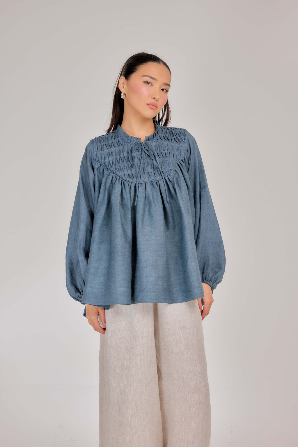 06 - The Heirloom Wave-Pleated Mélange Pure Linen Blouse in Coastal Blue