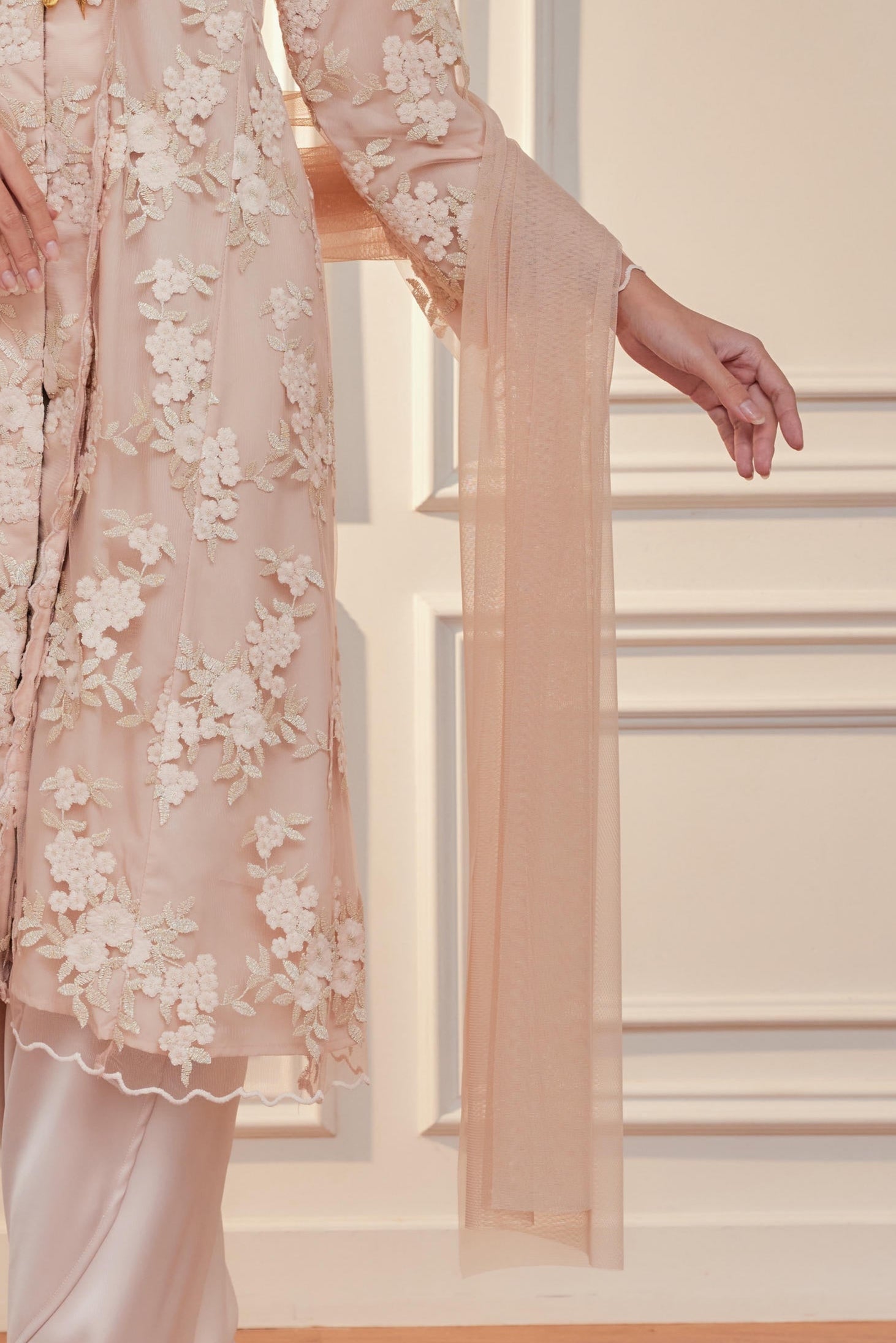 Long Net Fabric Selendang