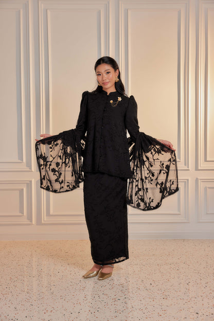 Indah Pelangi Kebarung in Hetam Manis – The Beaded Edition, Fully Lined