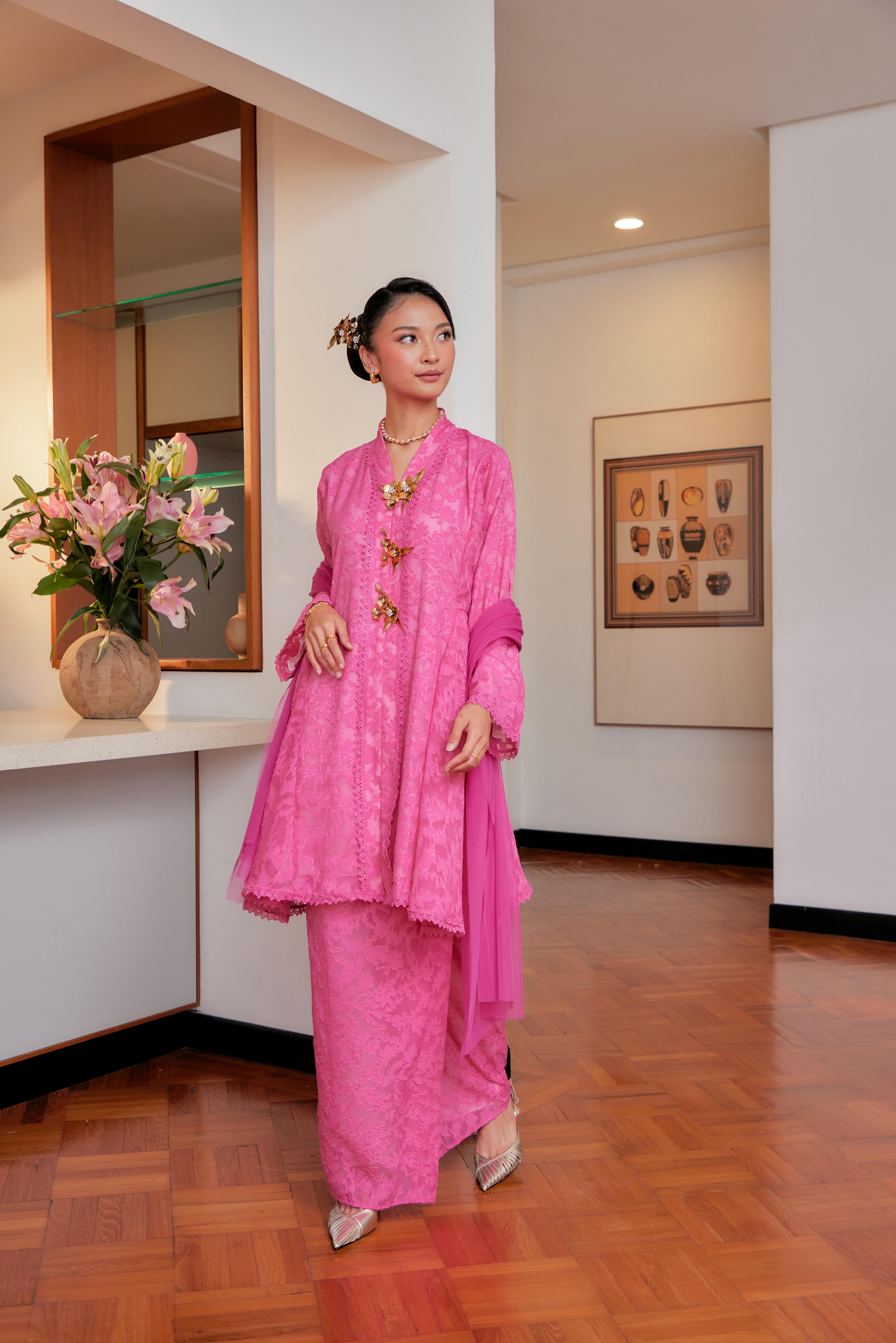 Jacquard Lace Kebaya Riau Set (Full Lining)