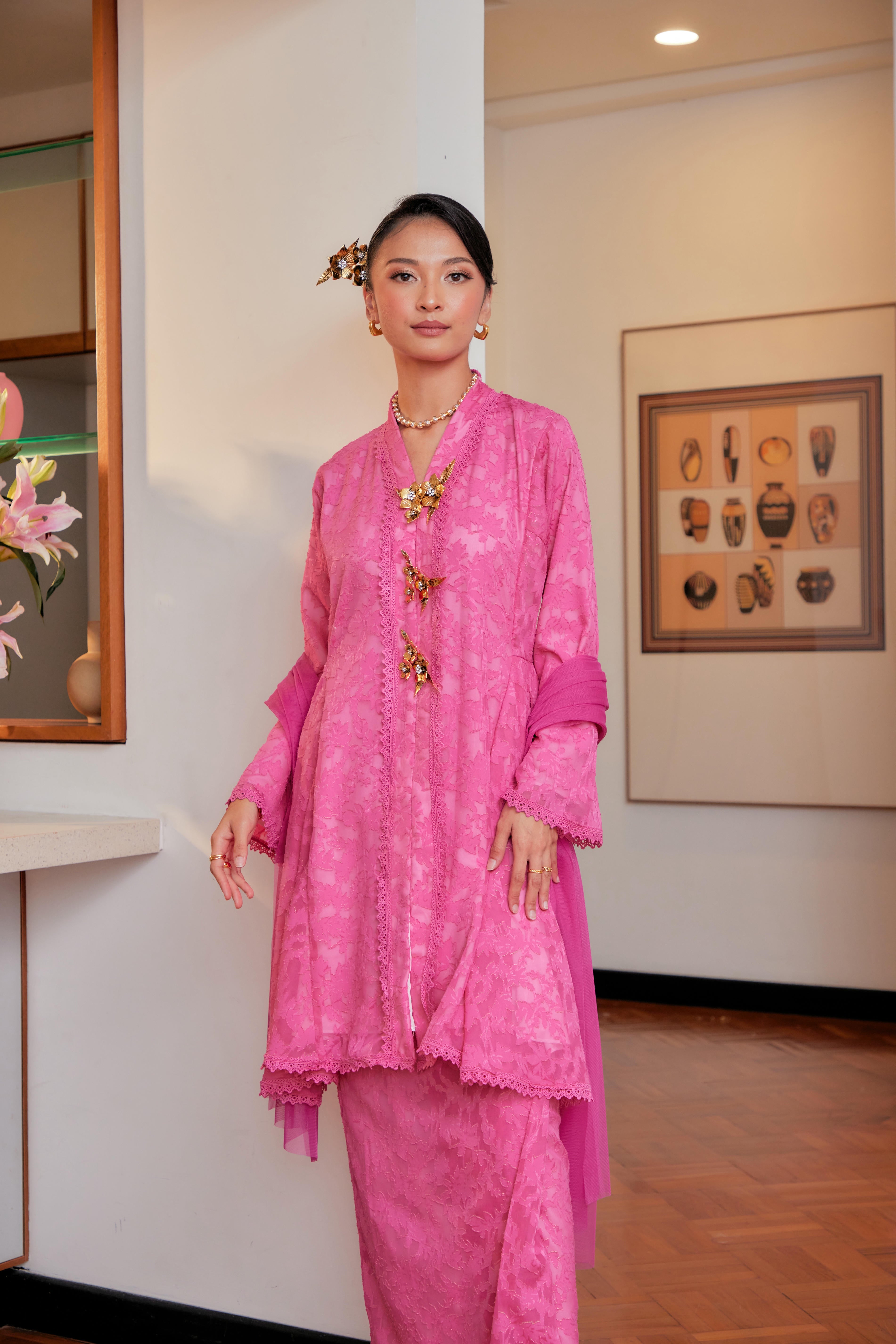 Jacquard Lace Kebaya Riau Set (Full Lining)