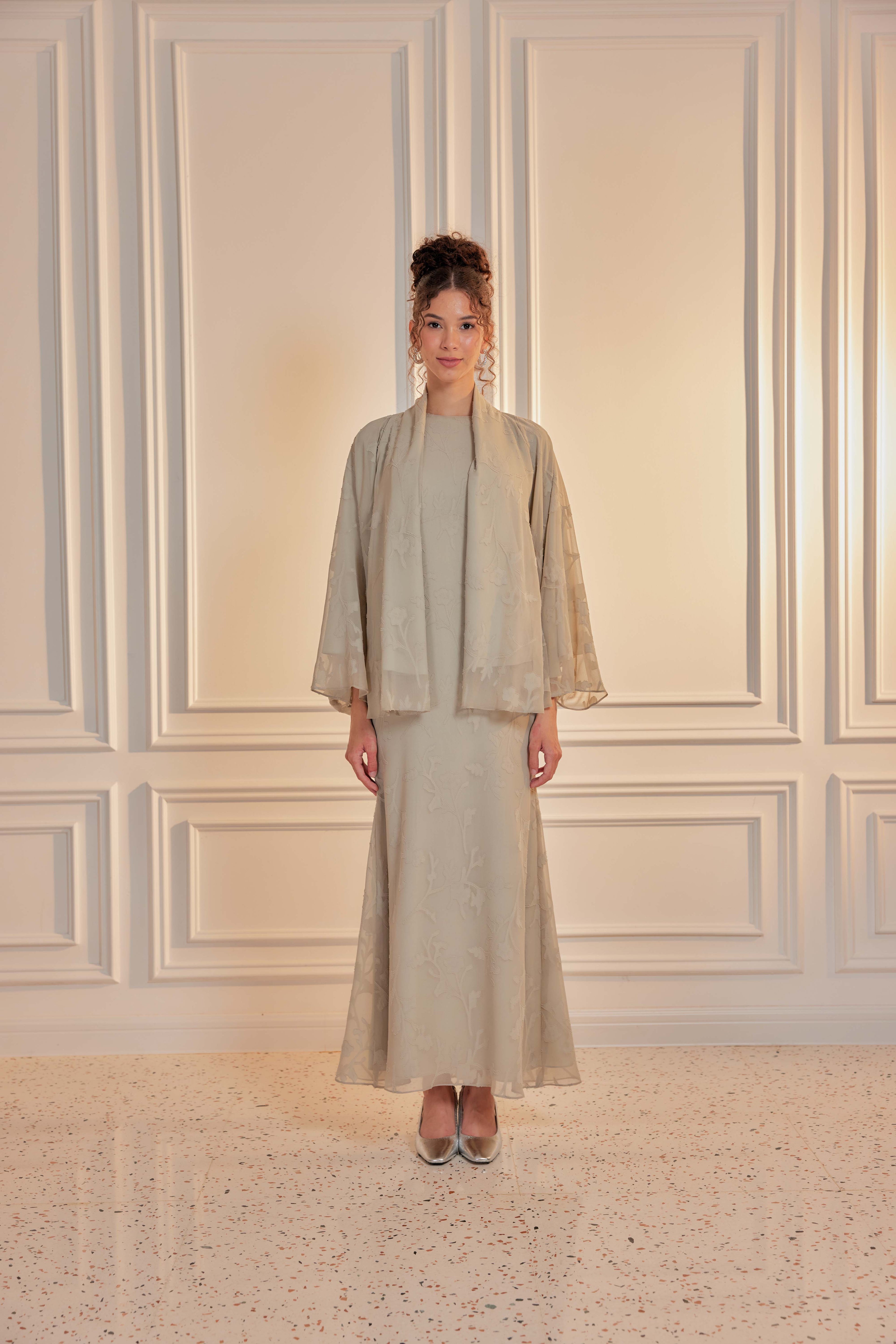 Venetta Two-piece Jacquard Chiffon Dress Set - Teh Hijau (Full Lining)