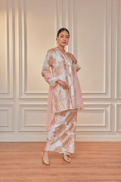 Champagne -Raia Kebaya Organza Lace  Set(Full Lining)