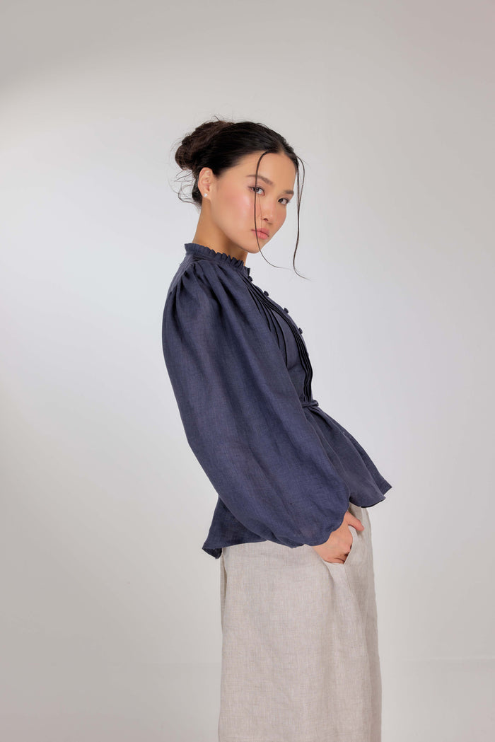 16 - The Daydream Tie-Waist Mélange Pure Linen Top in Denim Dimension