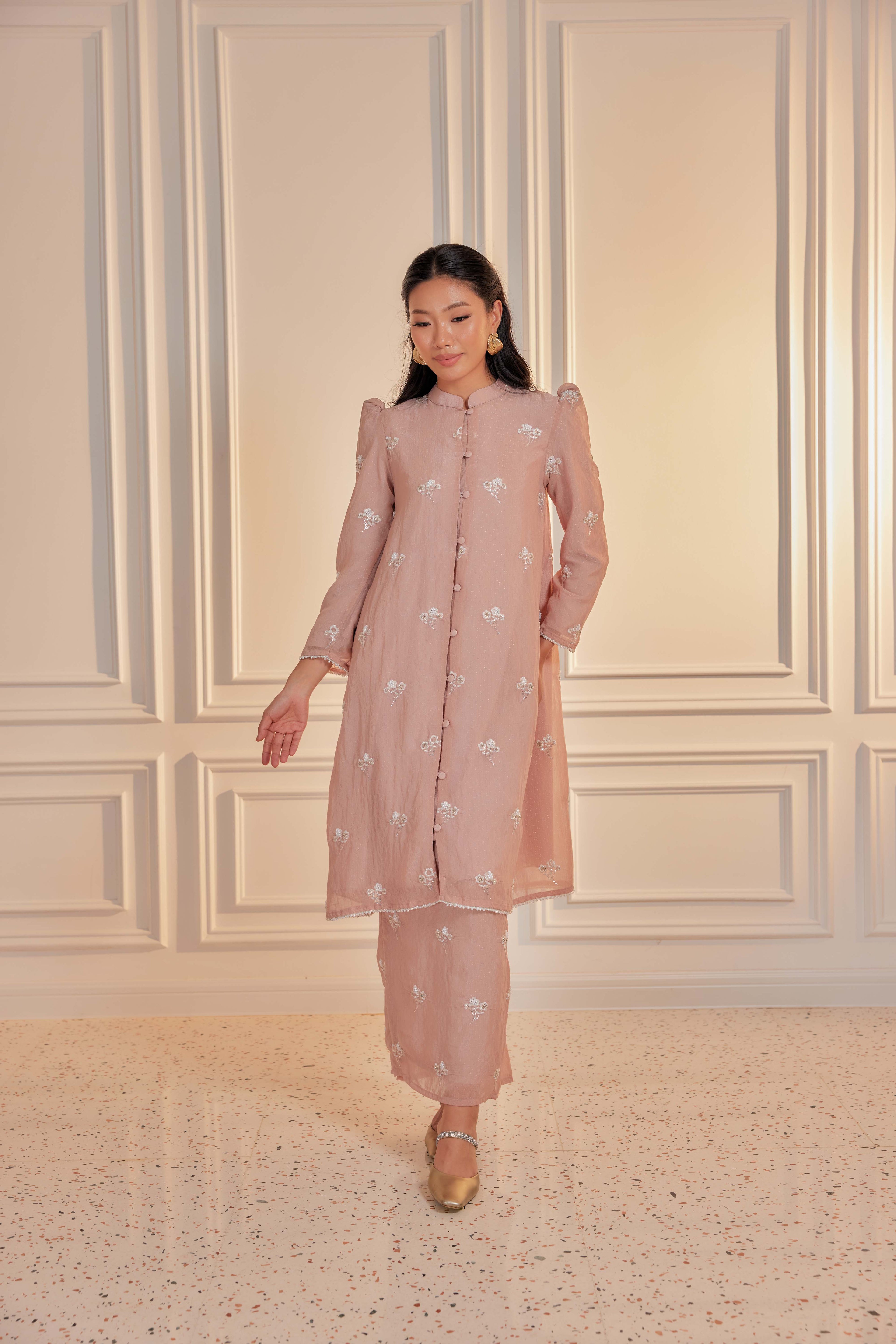 Tembikar - Mutiara Embellished Kebarung Set (Full Lining)